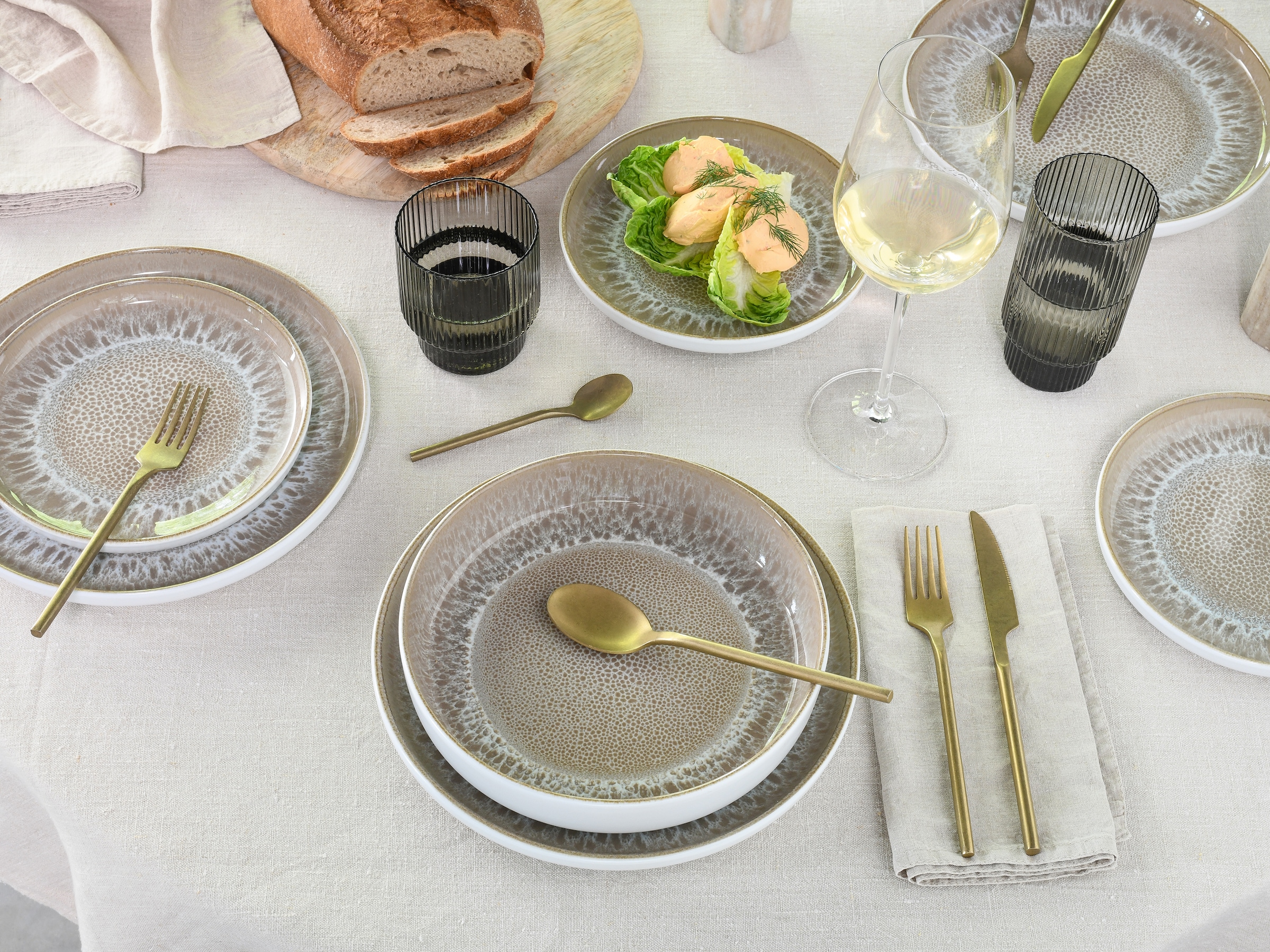 my home Teller-Set »modernes Geschirr-Set, Service Nydala« hohe Haltbarkeit, spülmaschinen- & mikrowellengeeignet, Reaktivglasur