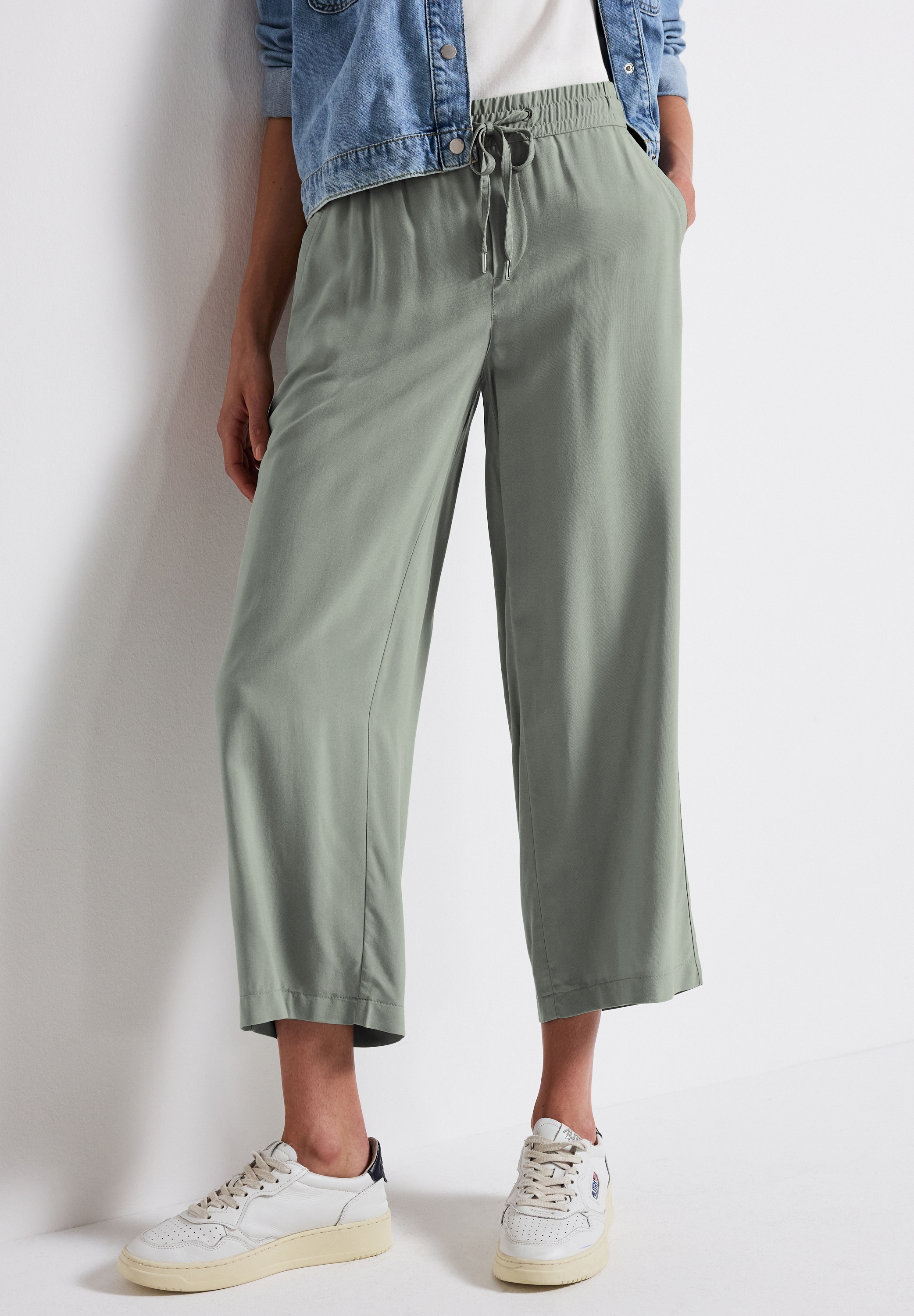 STREET ONE Stoffhose »Style Emee«, mit elastischem Bund mit Tunnelzug