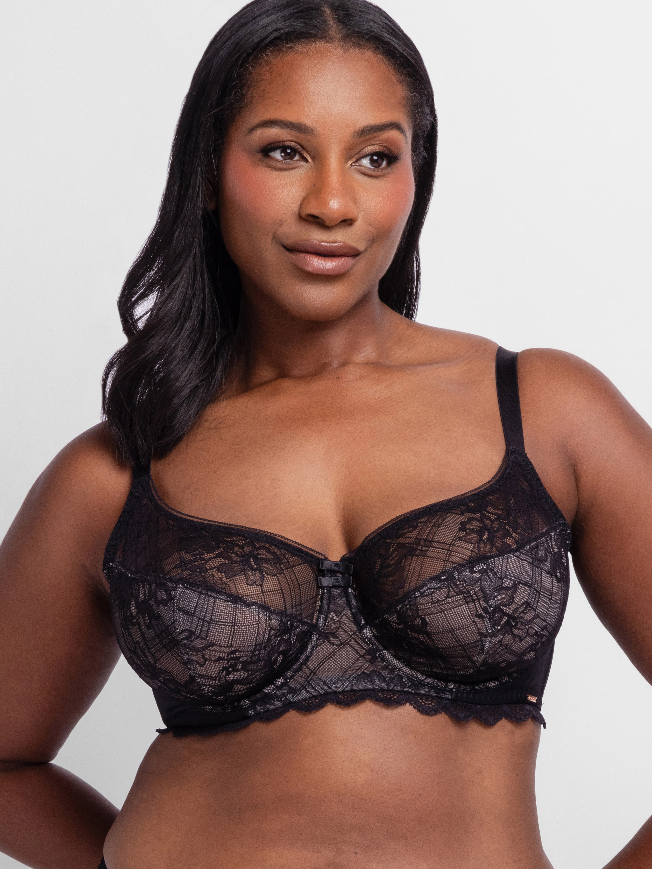 Dorina "Hasina" leicht gepolsterte Cups, Spitze