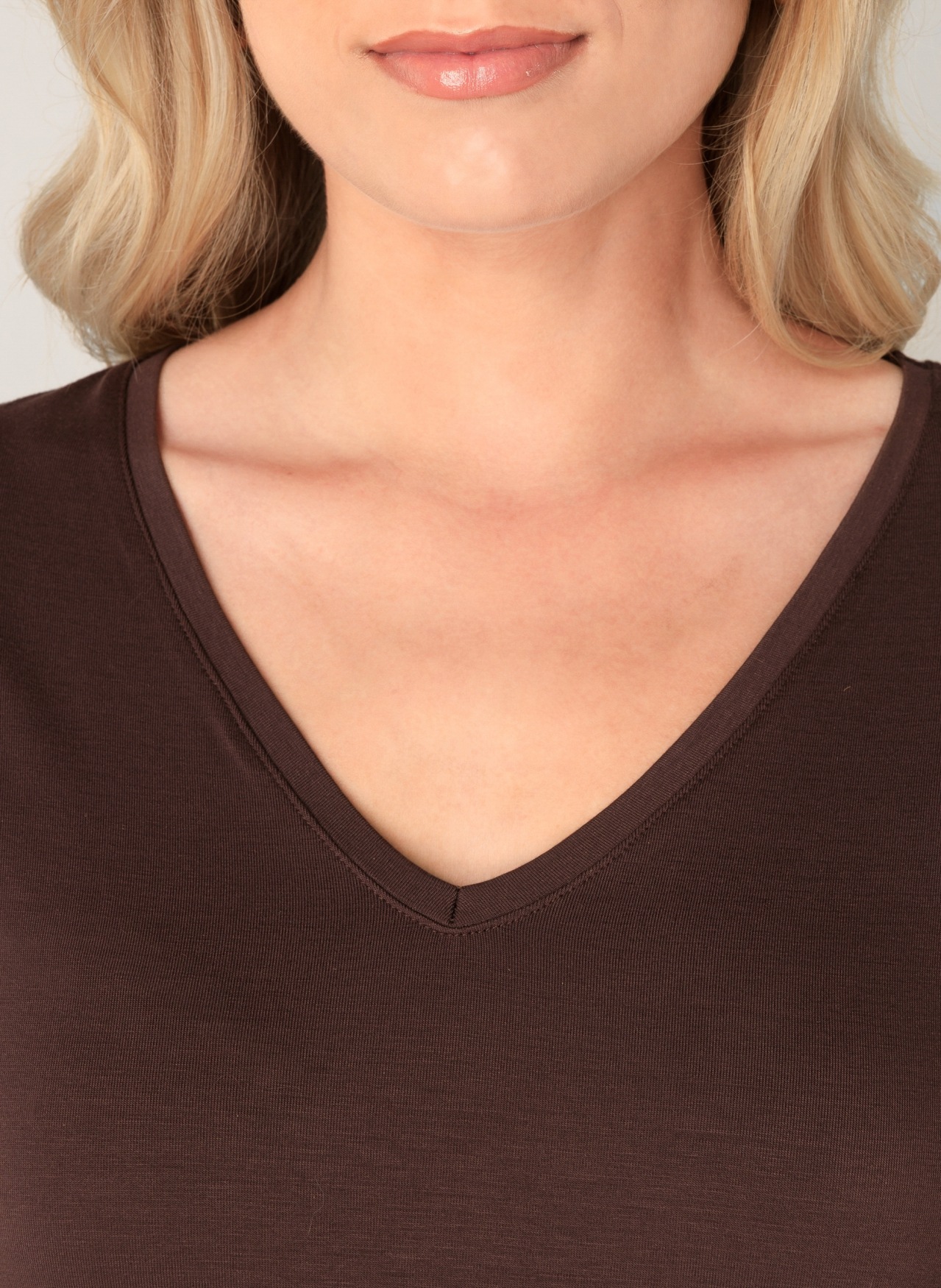 Base Level Yanic Women T-Shirt Brown 36 3