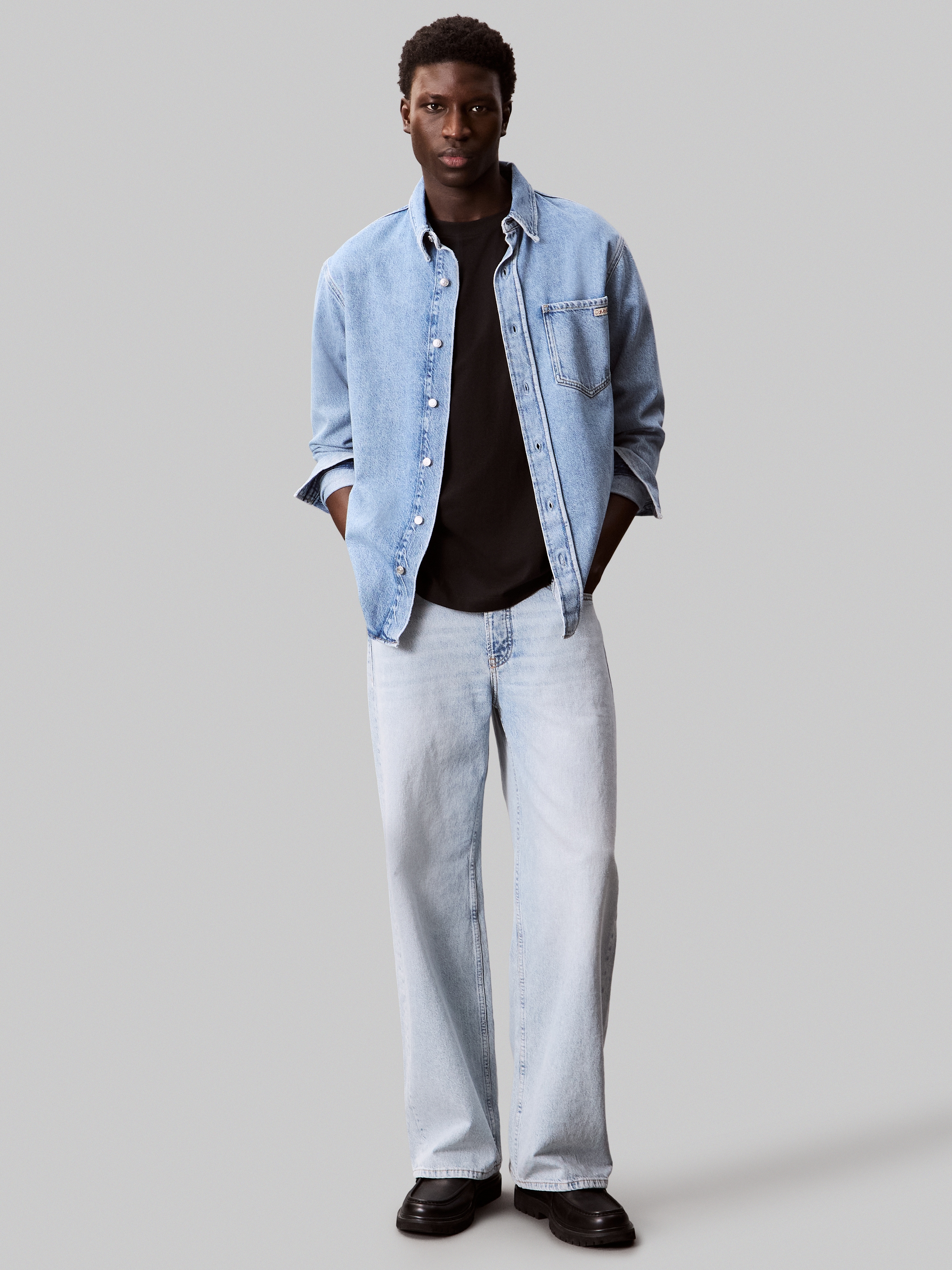 Calvin Klein Jeans T-Shirt »A- SS REL SEASONAL MONOLOGO TEE«, Mit Rundhalsausschnitt