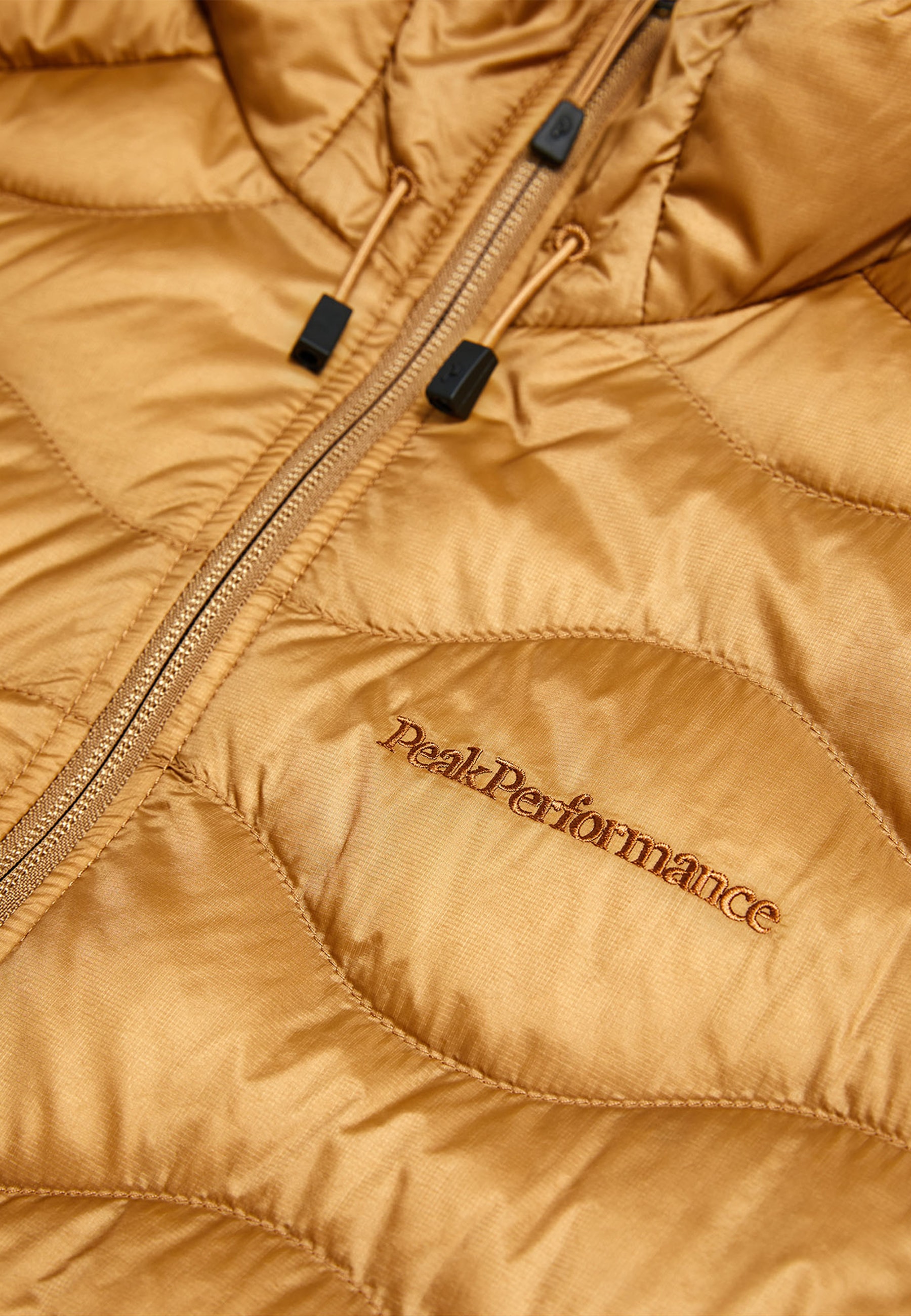 Peak Performance Steppjacke »M Helium Down Hood Jacket« wasserabweisend