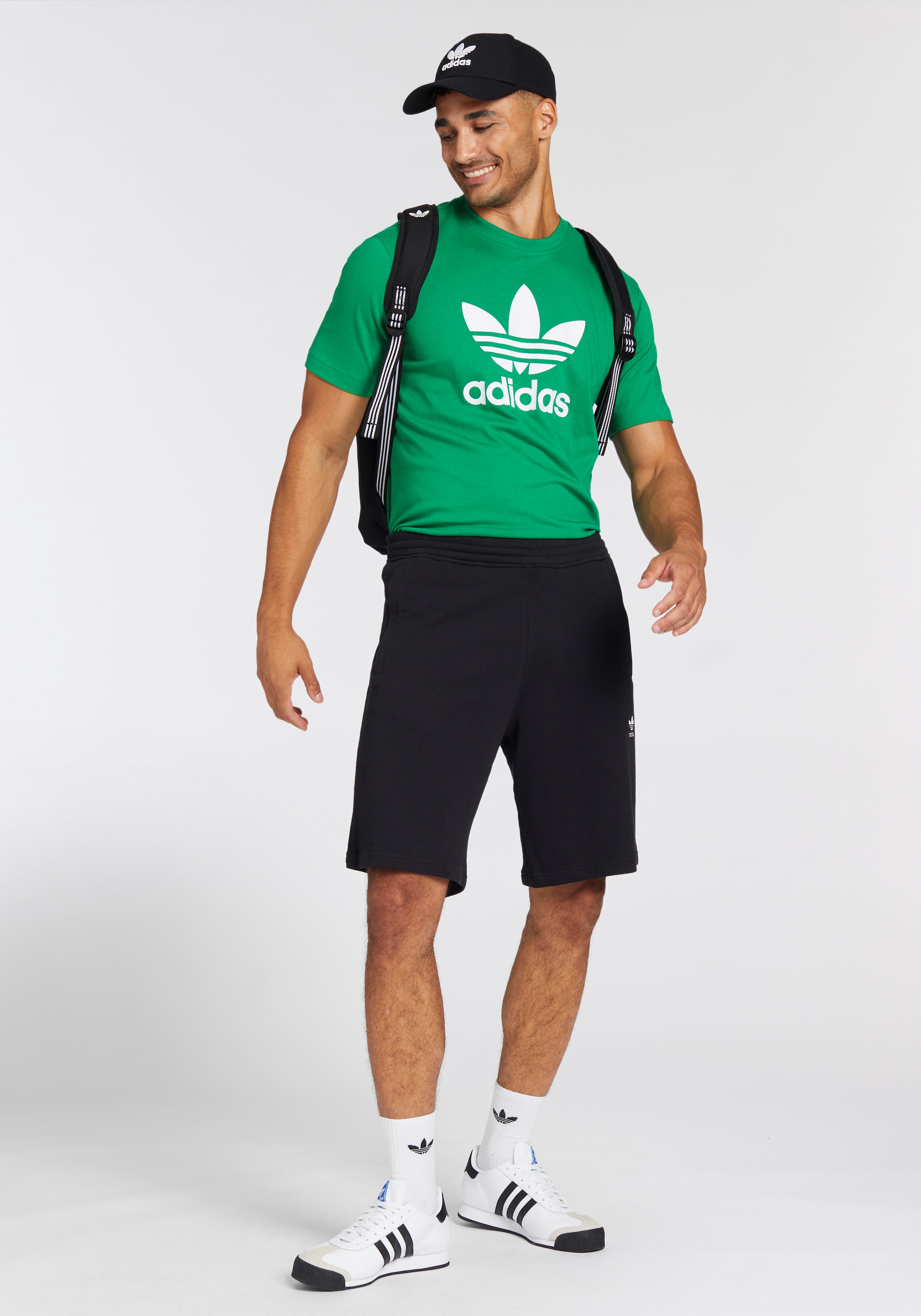 adidas Originals Shorts »ESS SHO«, (1 tlg.)