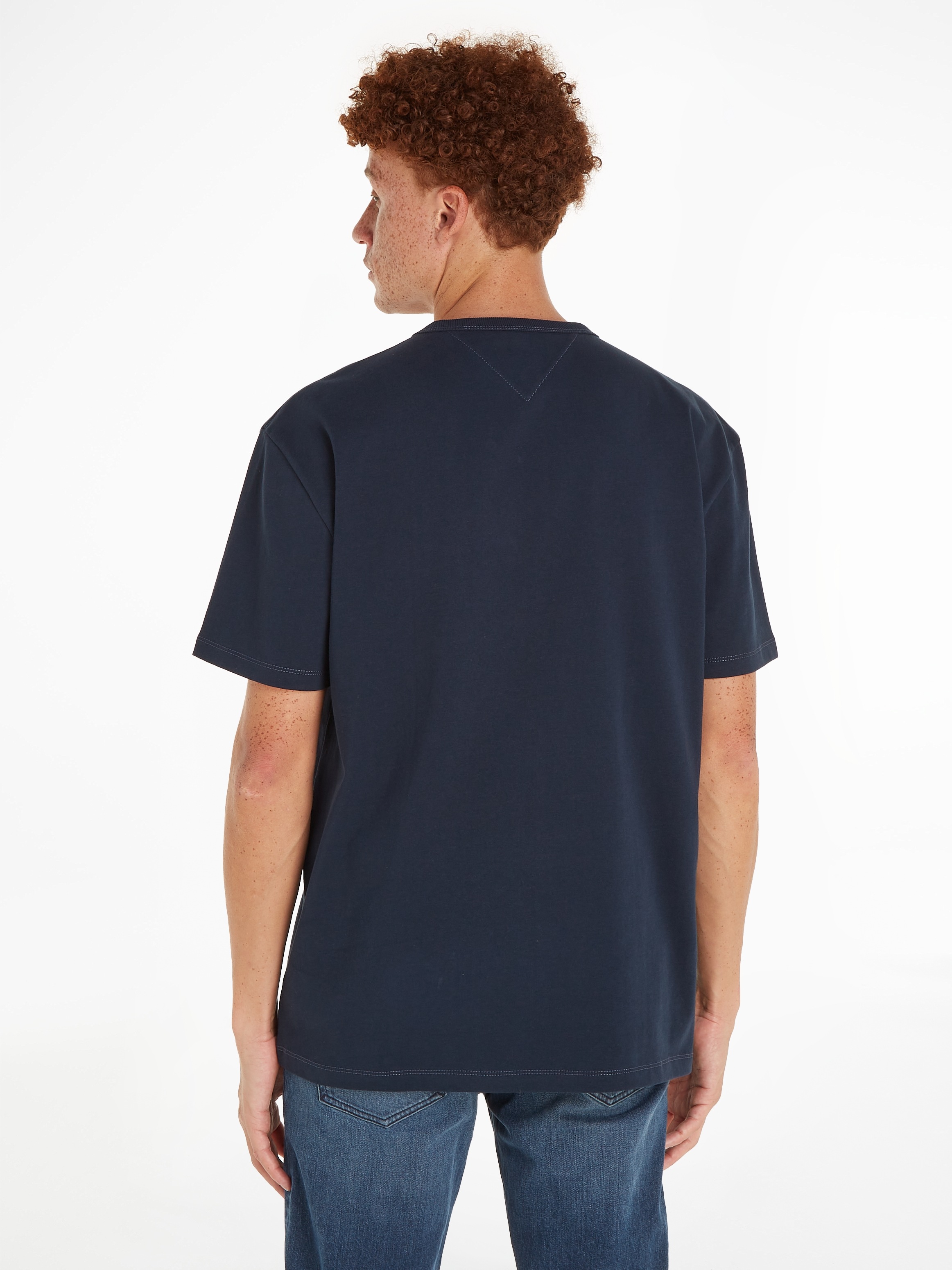 Tommy Jeans T-Shirt »TJM REG BADGE TEE EXT« mit Rundhalsausschnitt