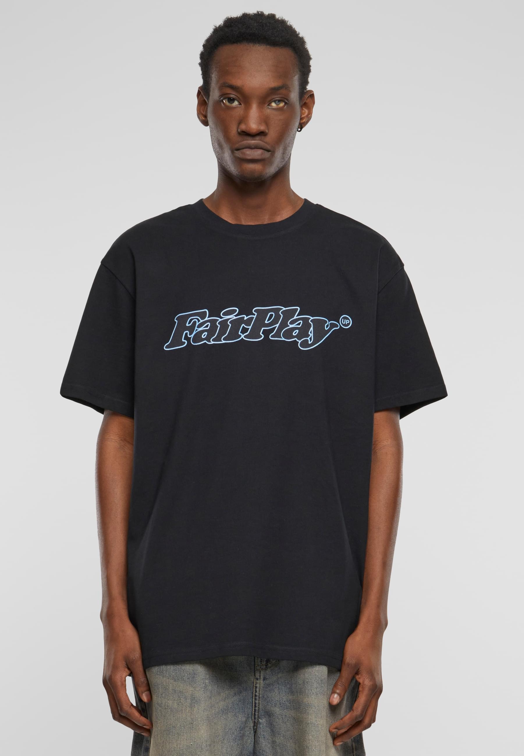 Upscale by Mister Tee T-Shirt »Upscale by Mister Tee Herren PlayFair Heavy Oversize Tee«, (1 tlg.)