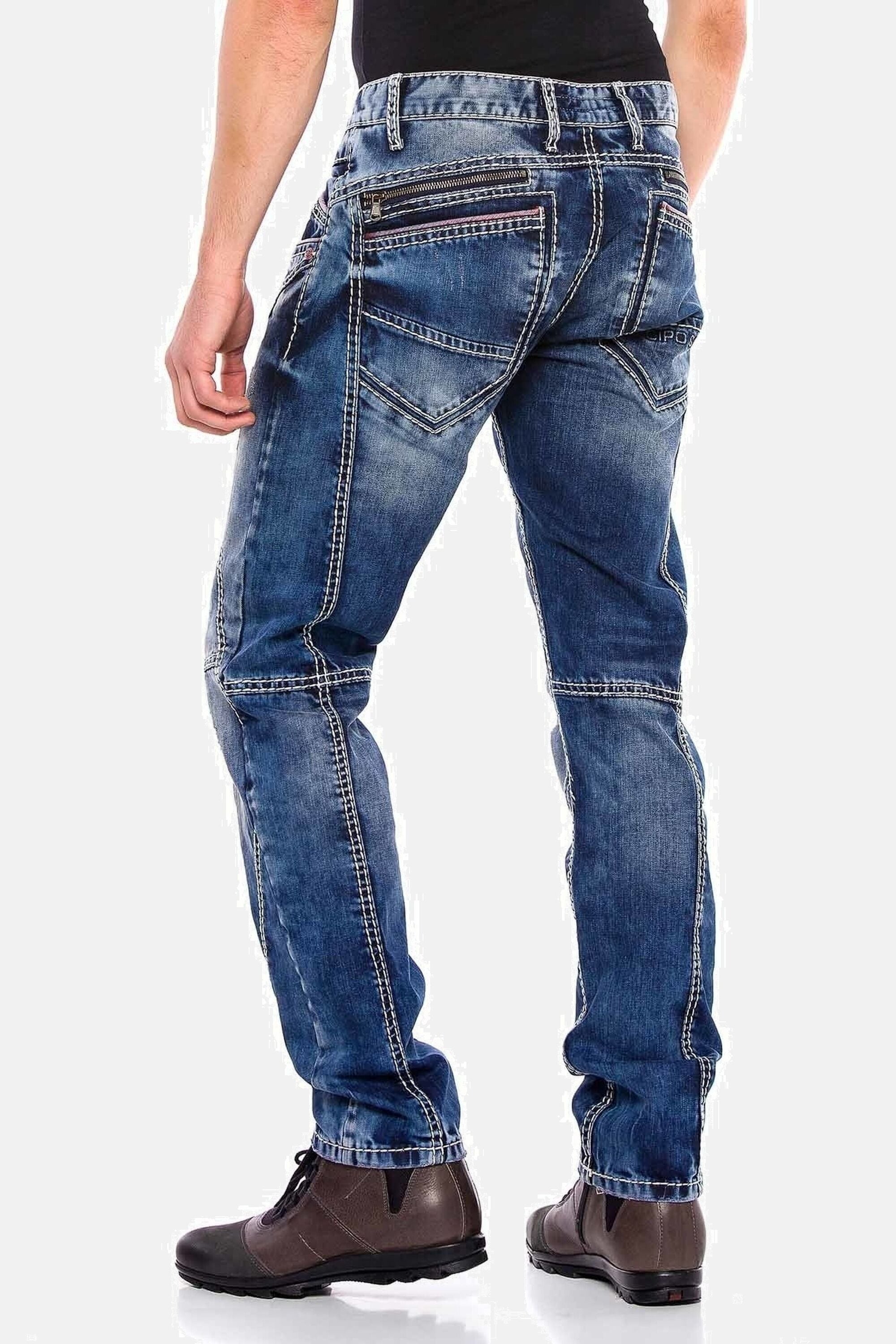 Cipo & Baxx Straight-Jeans »Jeans«, mit trendigen Ziernähten, CD563