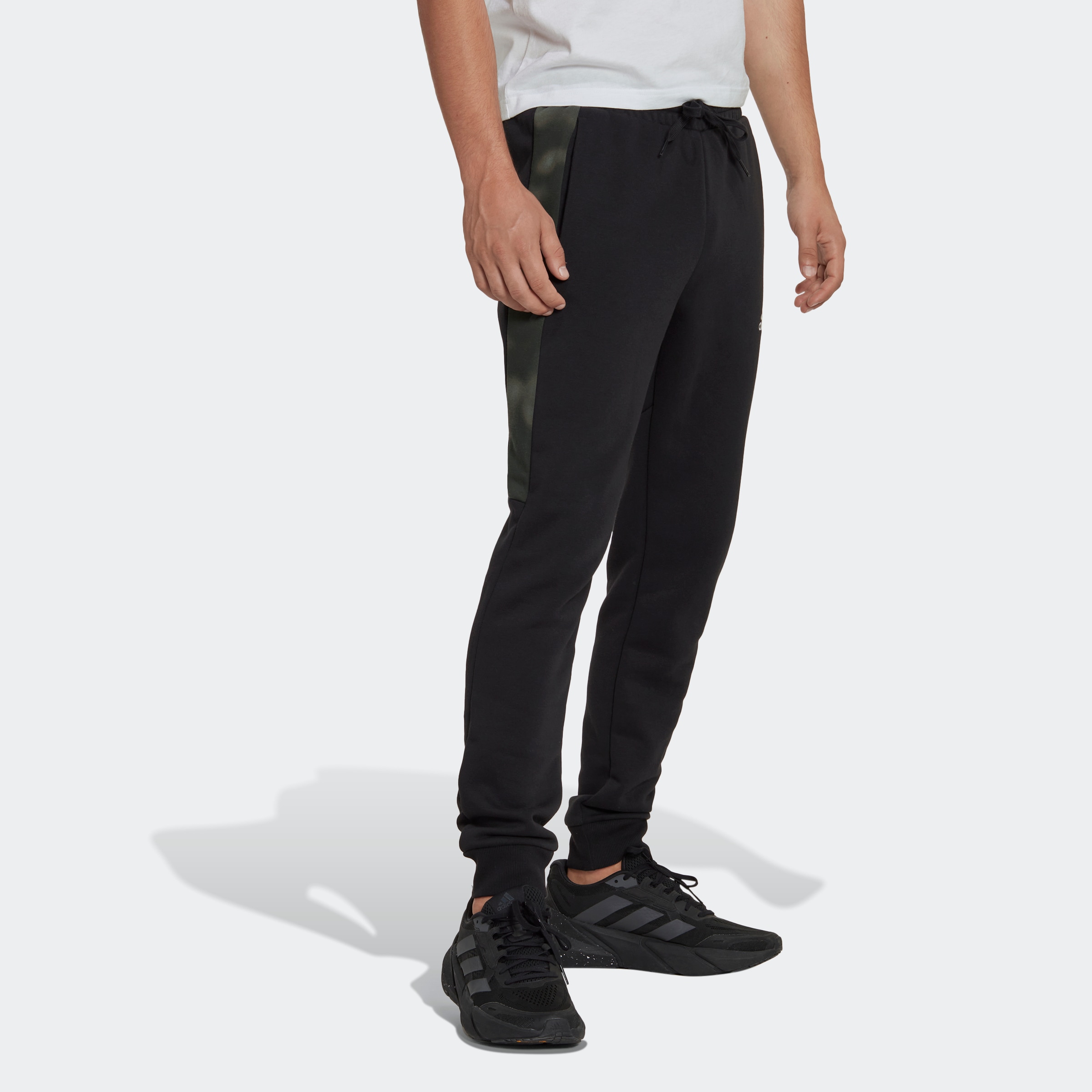 Rechnung FLEECE PRINT Sportswear adidas auf »ESSENTIALS CAMO Jogginghose kaufen HOSE« BAUR |
