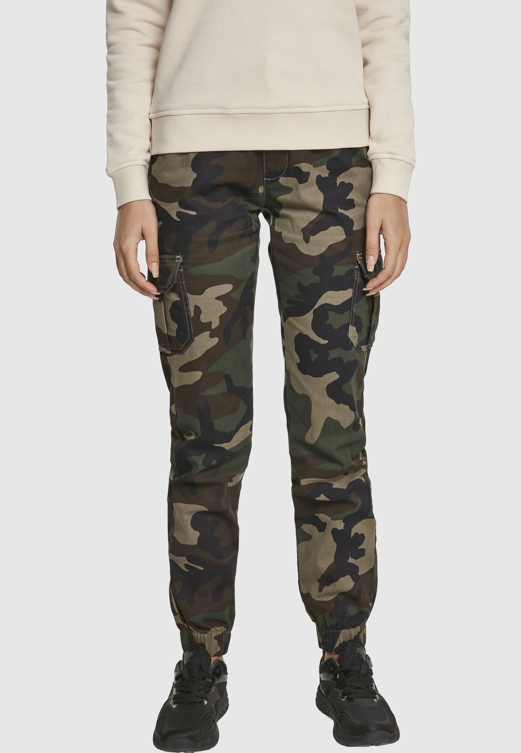 URBAN CLASSICS Cargohose »Urban Classics Damen Ladies High Waist Camo Cargo Pants«