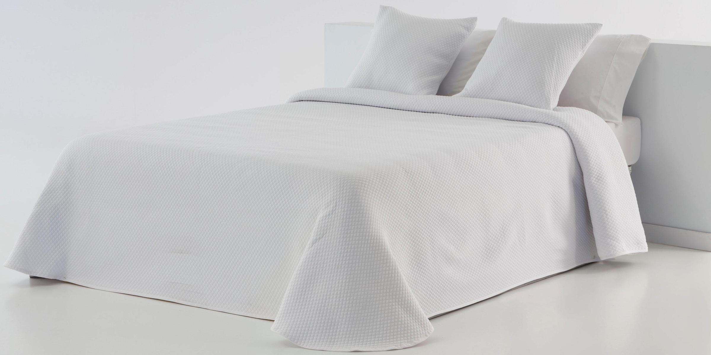 Thumbnail - OTTO home Tagesdecke "Annika gesteppte Tagesdecke, aus 50% recyceltem Polyester" und 50% Baumwolle, ab Größe 140x210 cm