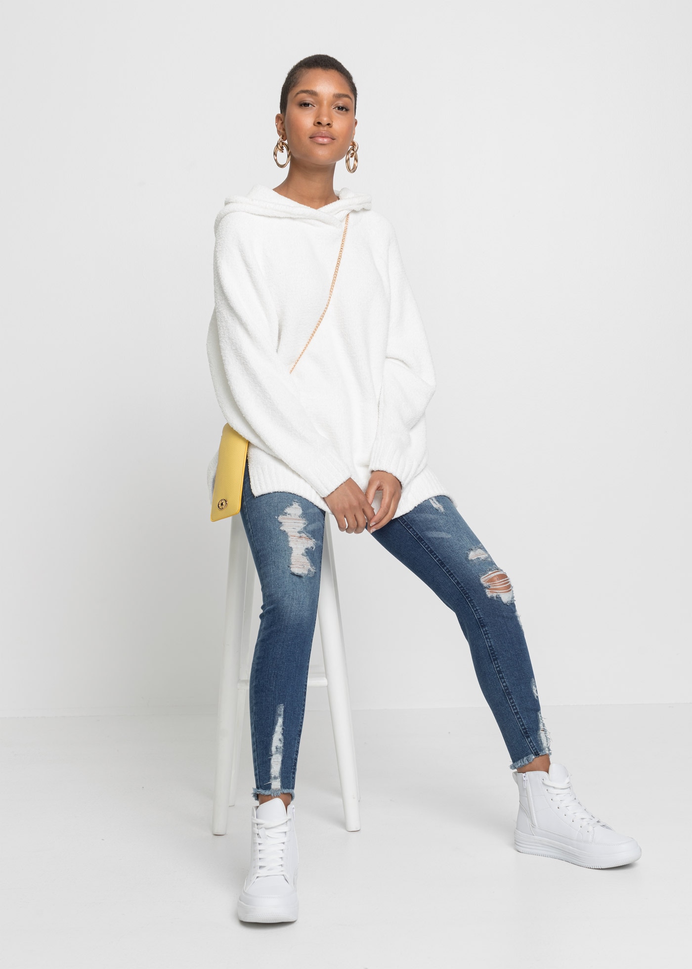 bonprix Strickpullover aus Polyester, mit Kapuze, mit Teddy-Fleece, Oversize Passform