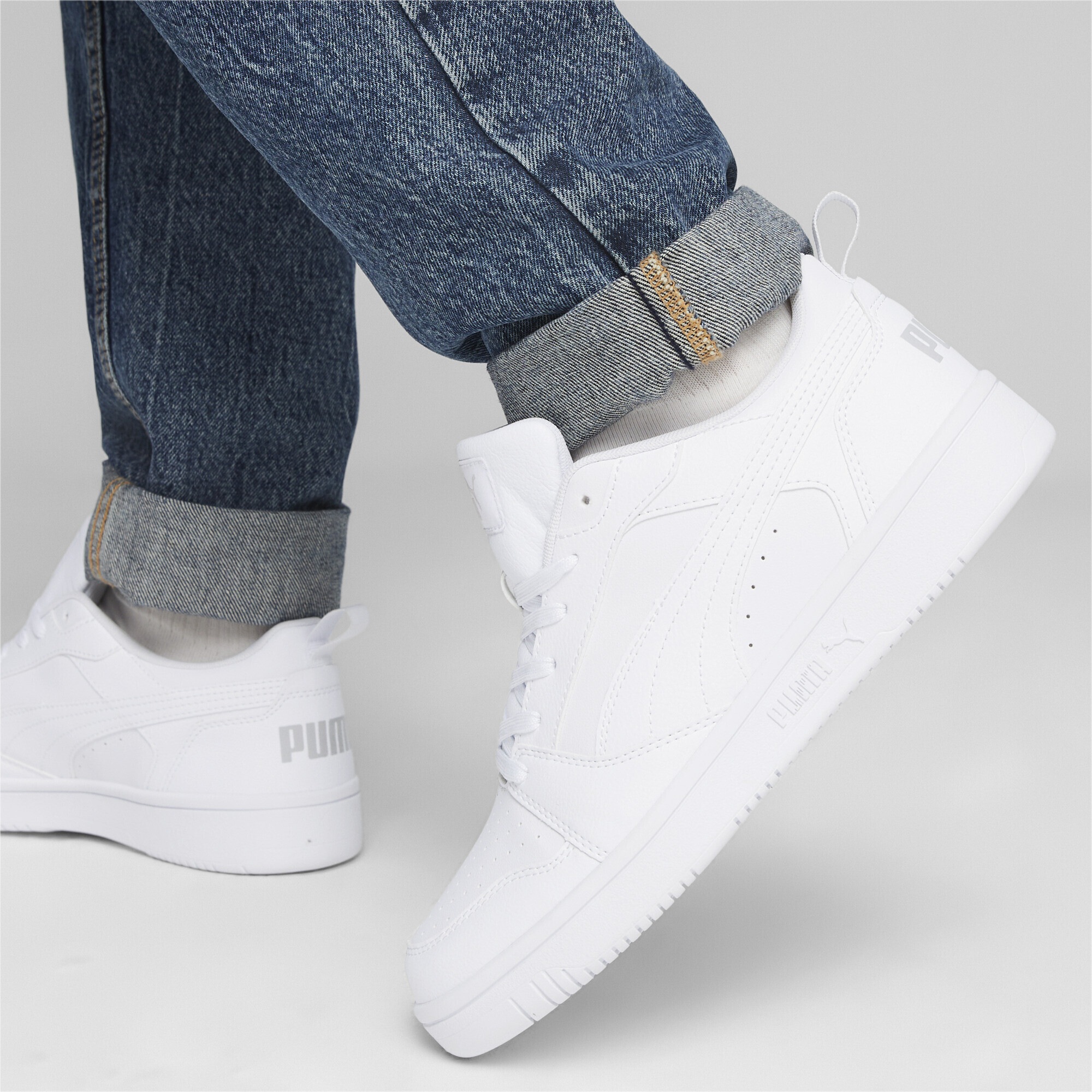 PUMA Sneaker »Rebound V6 Low Sneakers Erwachsene«