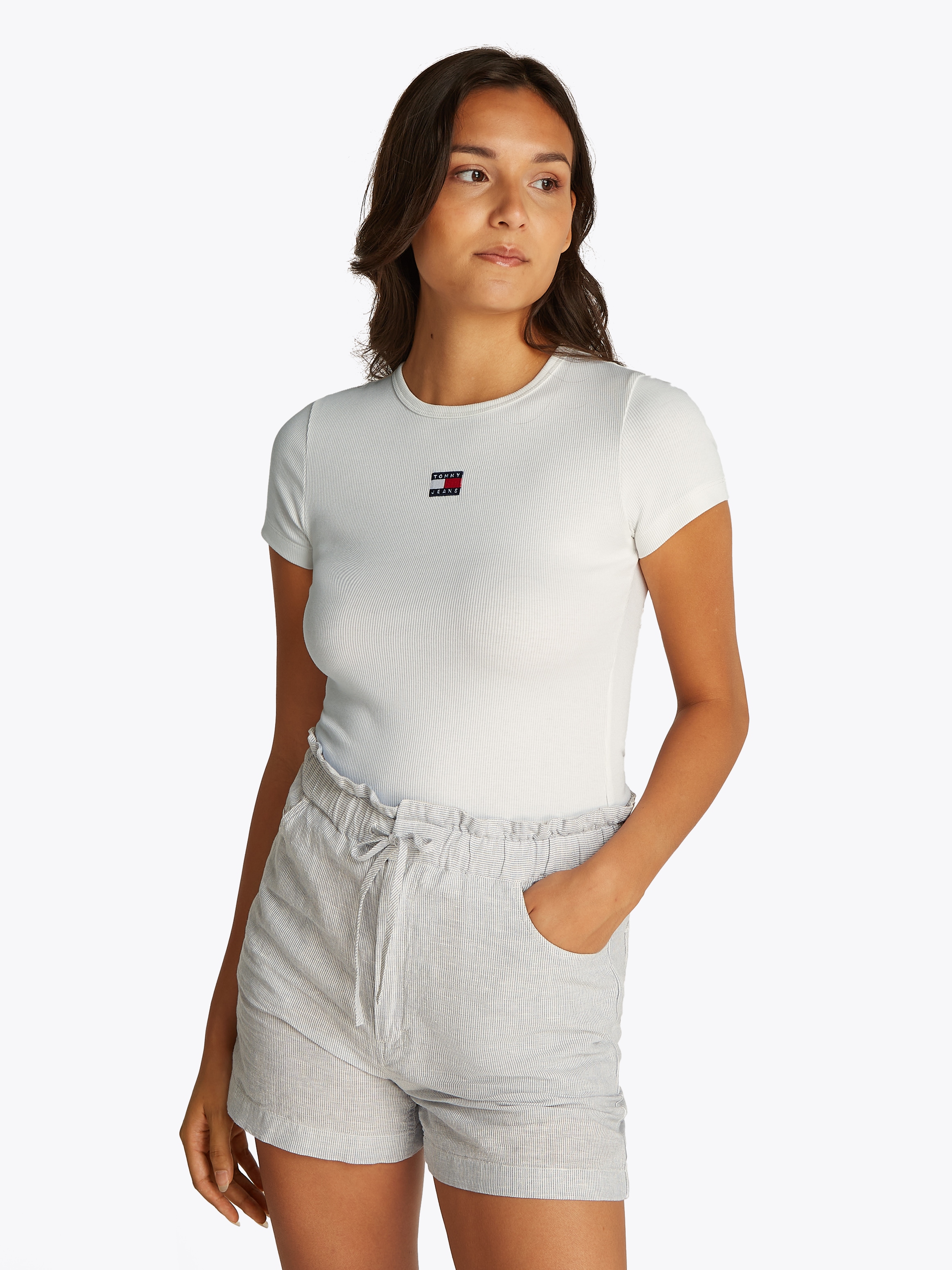 Tommy Jeans Kurzarmshirt "TJW SLIM BADGE RIB TEE", in gerippter Struktur günstig online kaufen