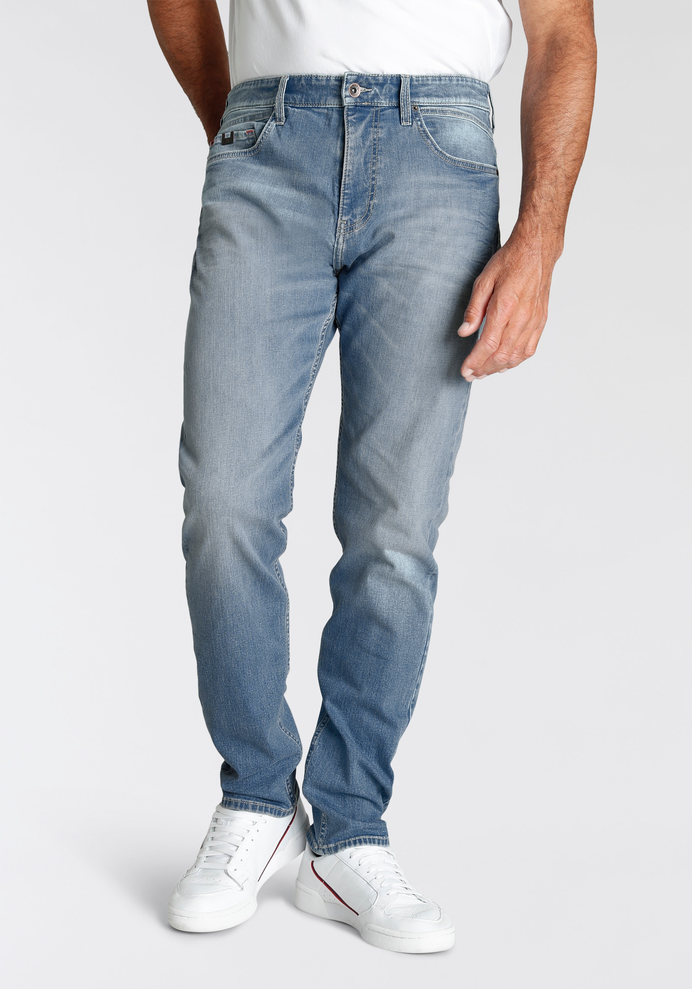 H.I.S Tapered-fit-Jeans "CIAN", Ökologische, wassersparende Produktion durch Ozon Wash