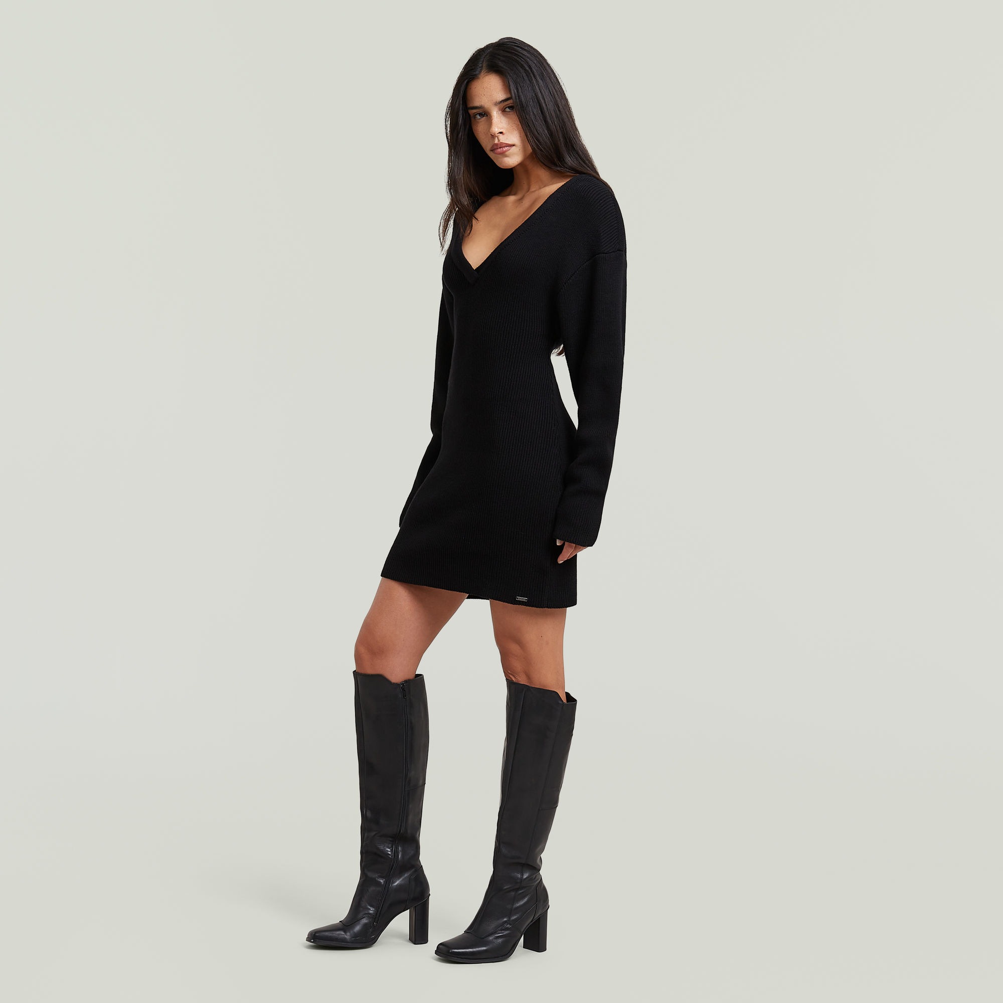 G-STAR Strickkleid »Hourglass Dress wmn« mit V-Ausschnitt, Baumwollmix