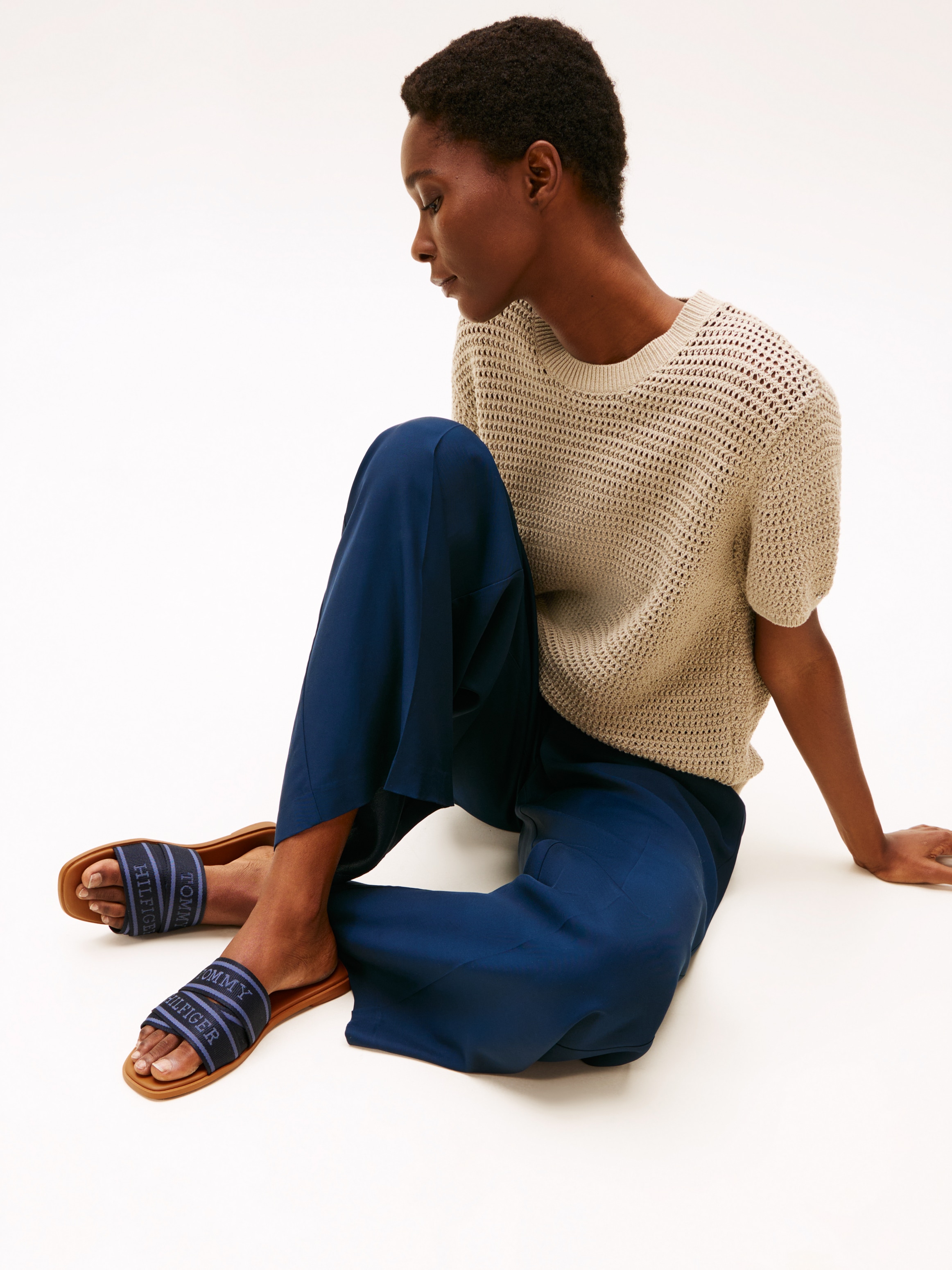 Tommy Hilfiger Pantolette »TOMMY HILFIGER WEBBING MULE«, Blockabsatz, Sommerschuh, Bequemschuh, Flats mit Logoschriftzug