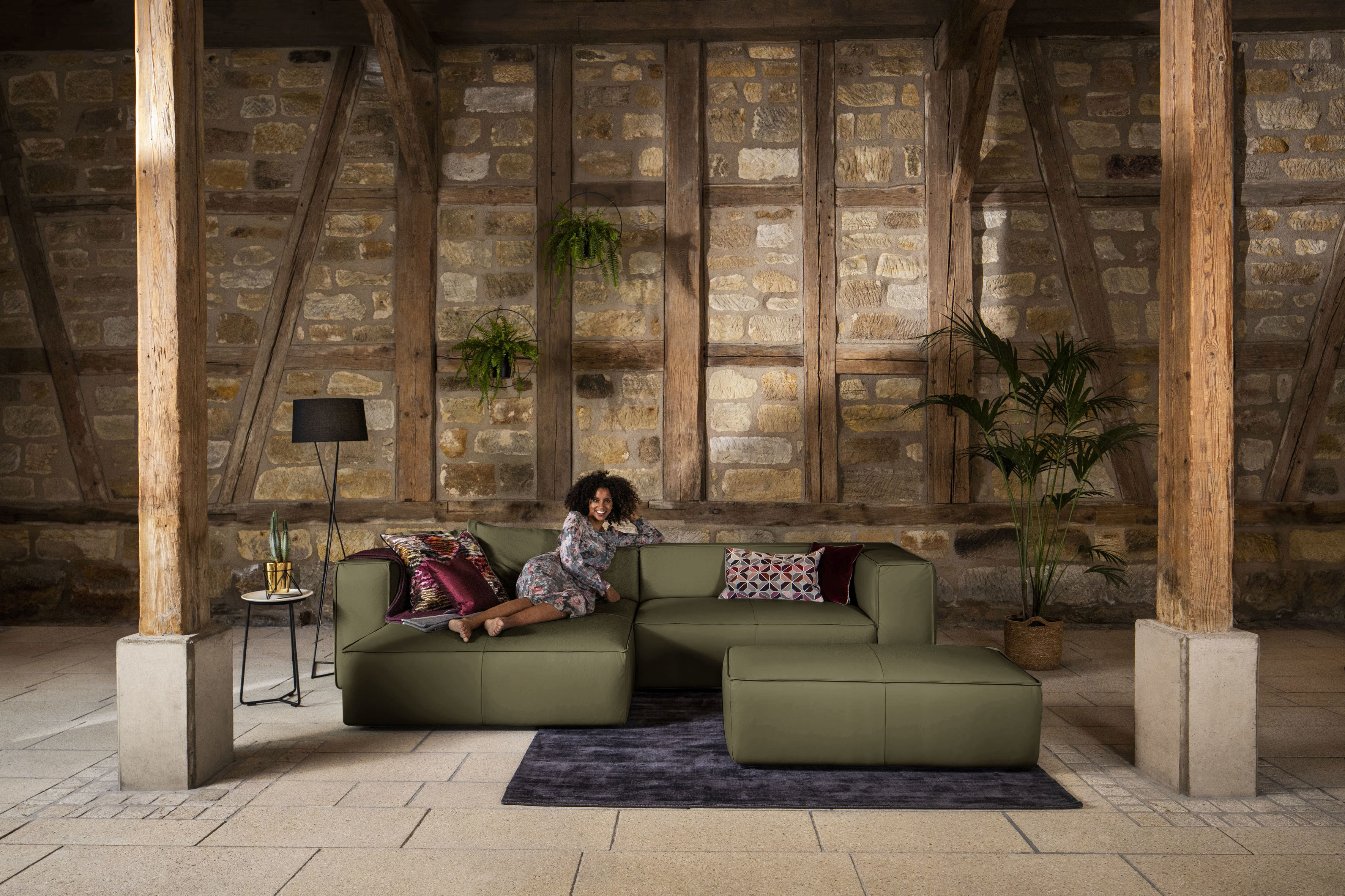 W.SCHILLIG Ecksofa "around-the-block Mega-Sofa & Hocker, viel Platz, Breite 300cm, L-Form" inklusive Hocker, mit eleganter Biese, mit Federkern