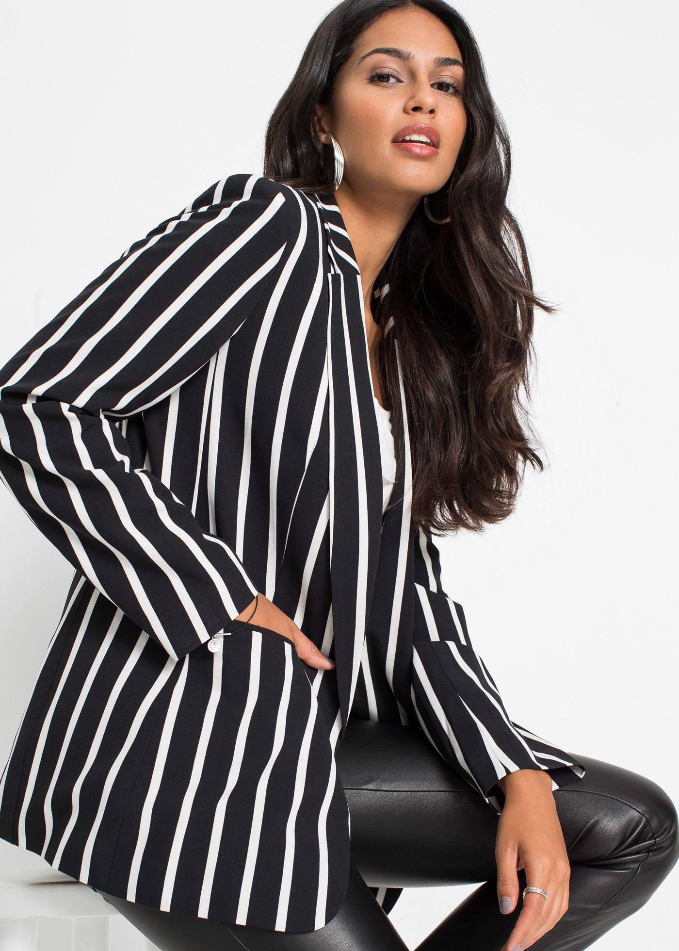 bonprix Jackenblazer "Blazer" für modischen Auftritt, schmale Passform, mit günstig online kaufen