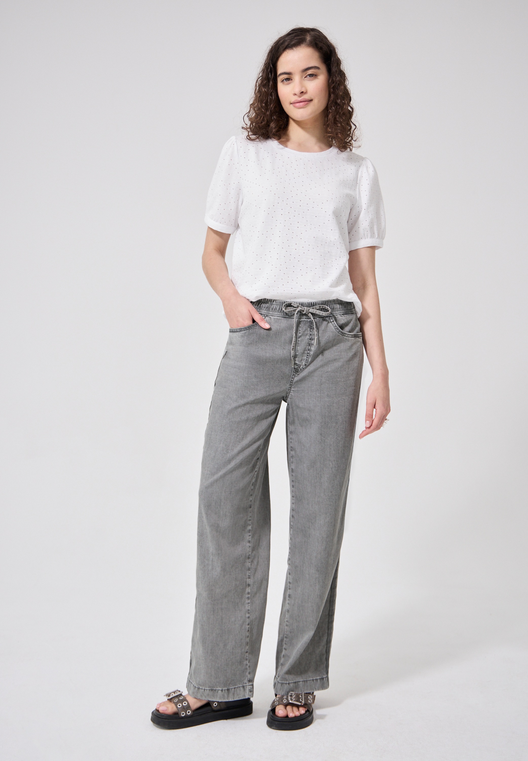 STREET ONE STUDIO Loose-fit-Jeans High Waist