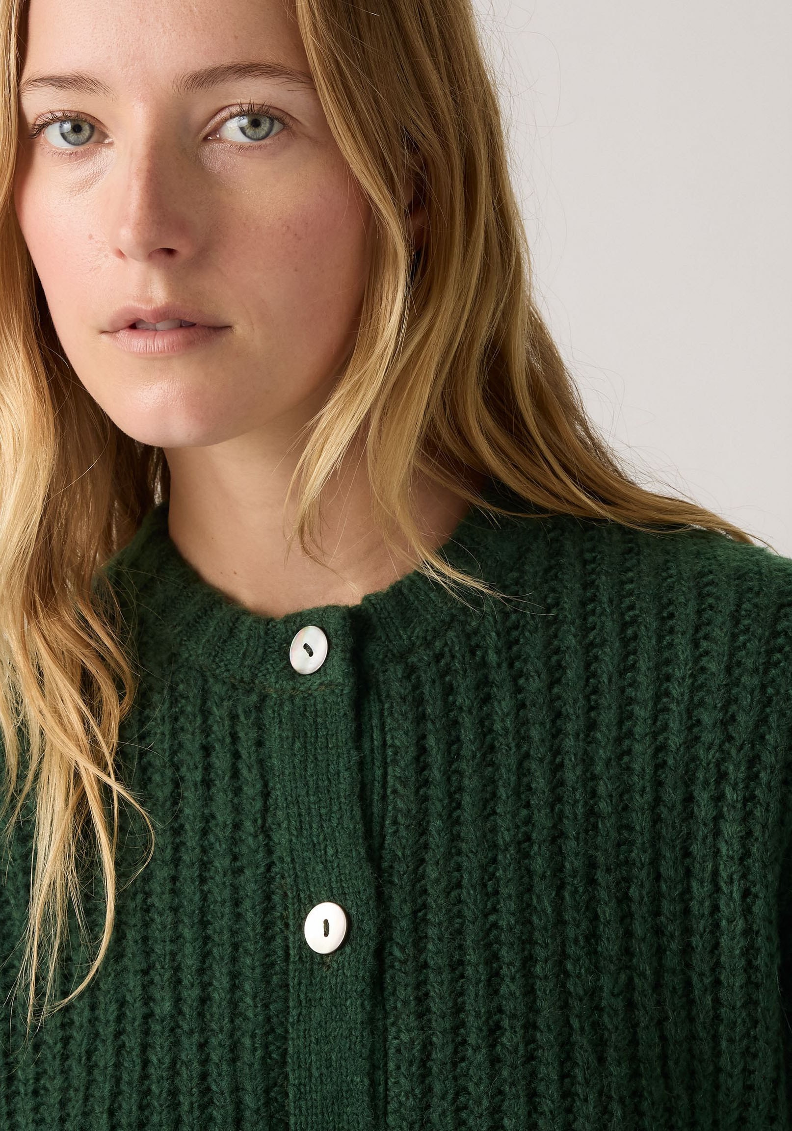 Levi's® Strickjacke, Wärmender, pflegeleichter Materialmix