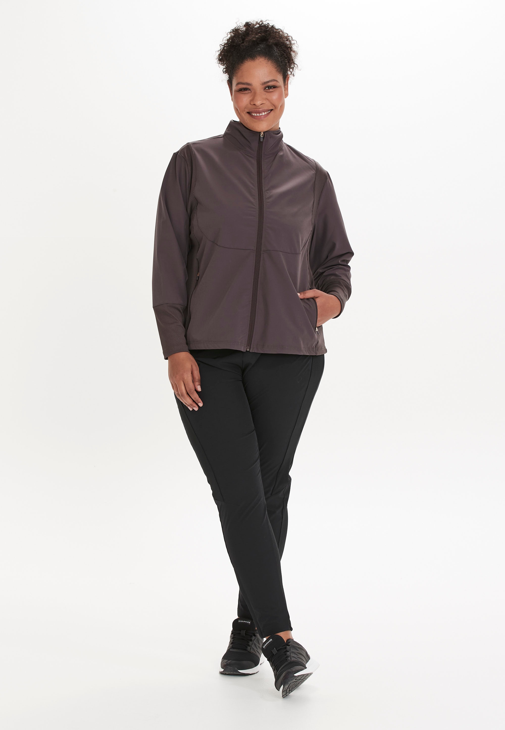 Q by kaufen »Isabely«, | Outdoorjacke BAUR mit Behandlung anti-statischer Endurance