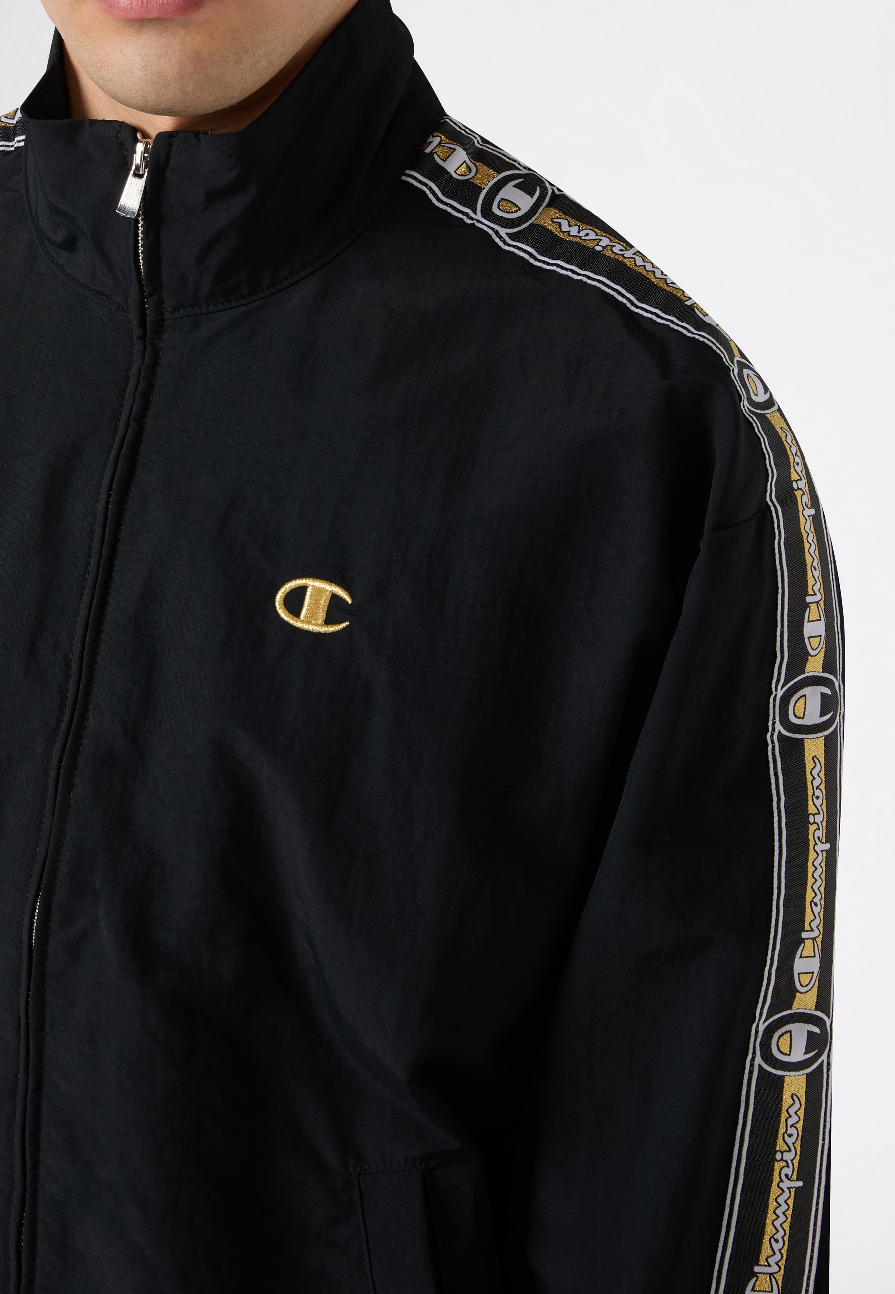 Champion Kapuzensweatjacke »SPORTWEAR ZIP-UP Loose Fit Nylon« mit Zip-Up-Ausführung, sportlicher Stil, für Erwachsene, aus Polyamid