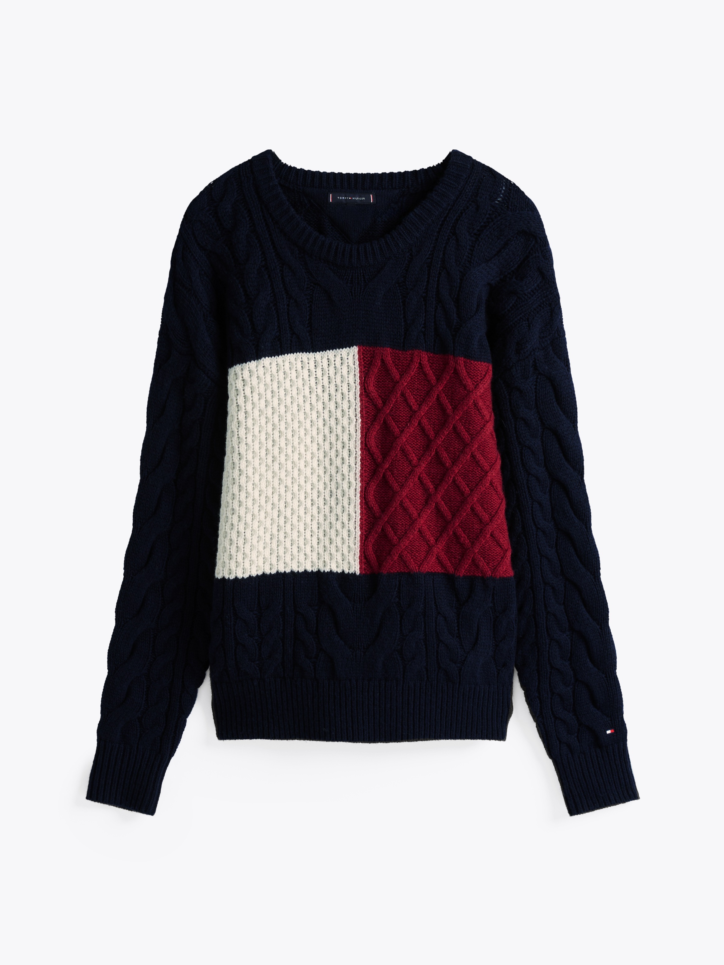 Tommy Hilfiger Rundhalspullover »CABLE FLAG SWEATER«, mit Colorblocking-Design vorne