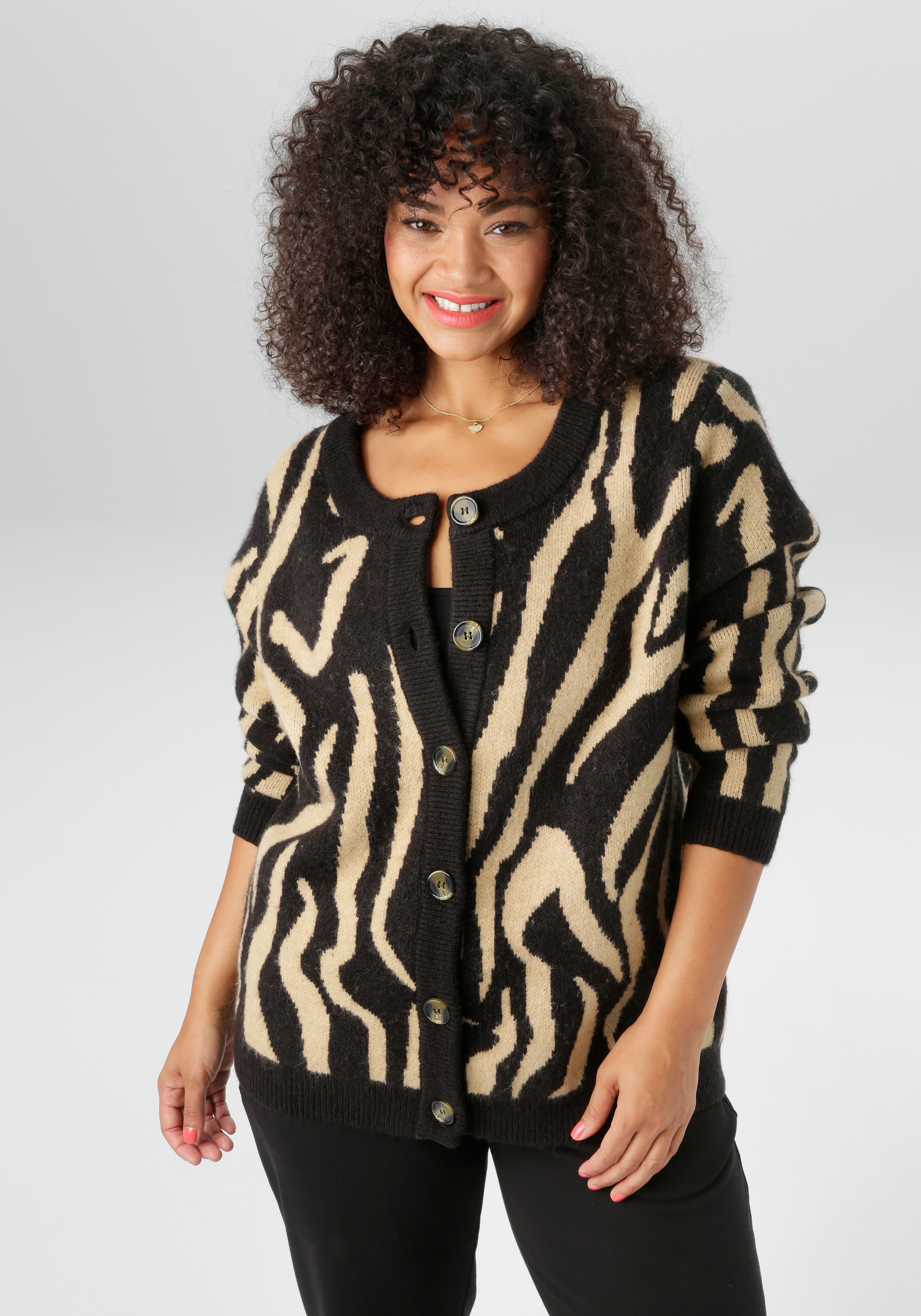 Aniston PLUS Strickjacke, mit auffälligen Strickmuster - NEUE KOLLEKTION günstig online kaufen