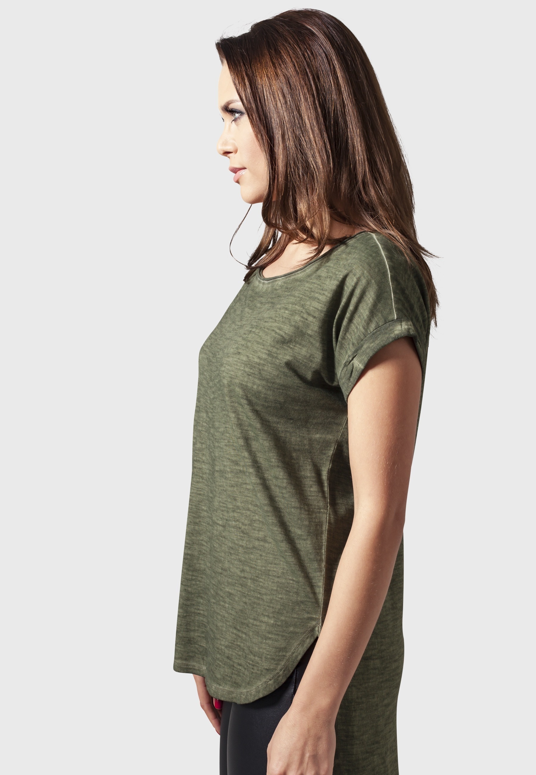 URBAN CLASSICS Kurzarmshirt »Urban Classics Damen Ladies Long Back Shaped Spray Dye Tee« 1 Stk.