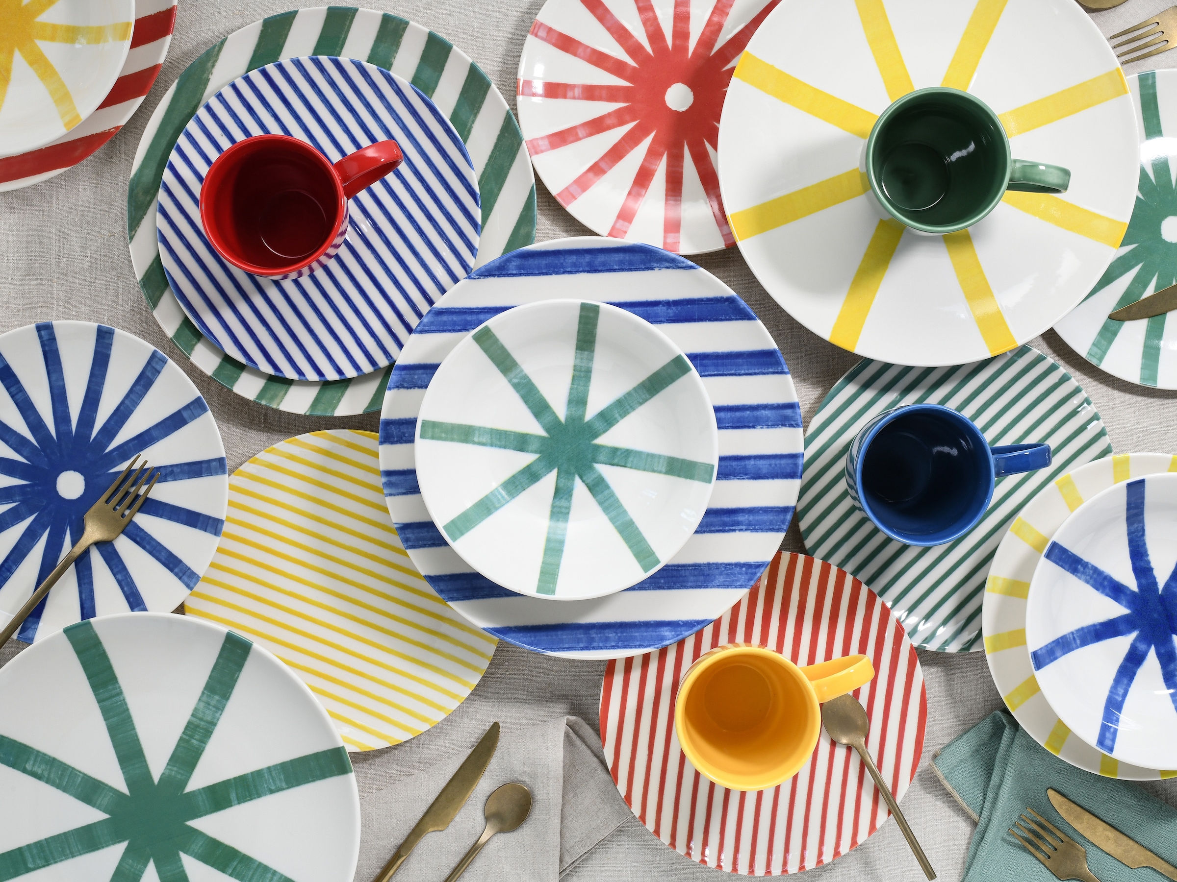 CreaTable Teller-Set »Mio Viva Bunt, Tellerset 12-tlg.« Handgemalte Optik, keramische Motive kombiniert mit Farbglasuren