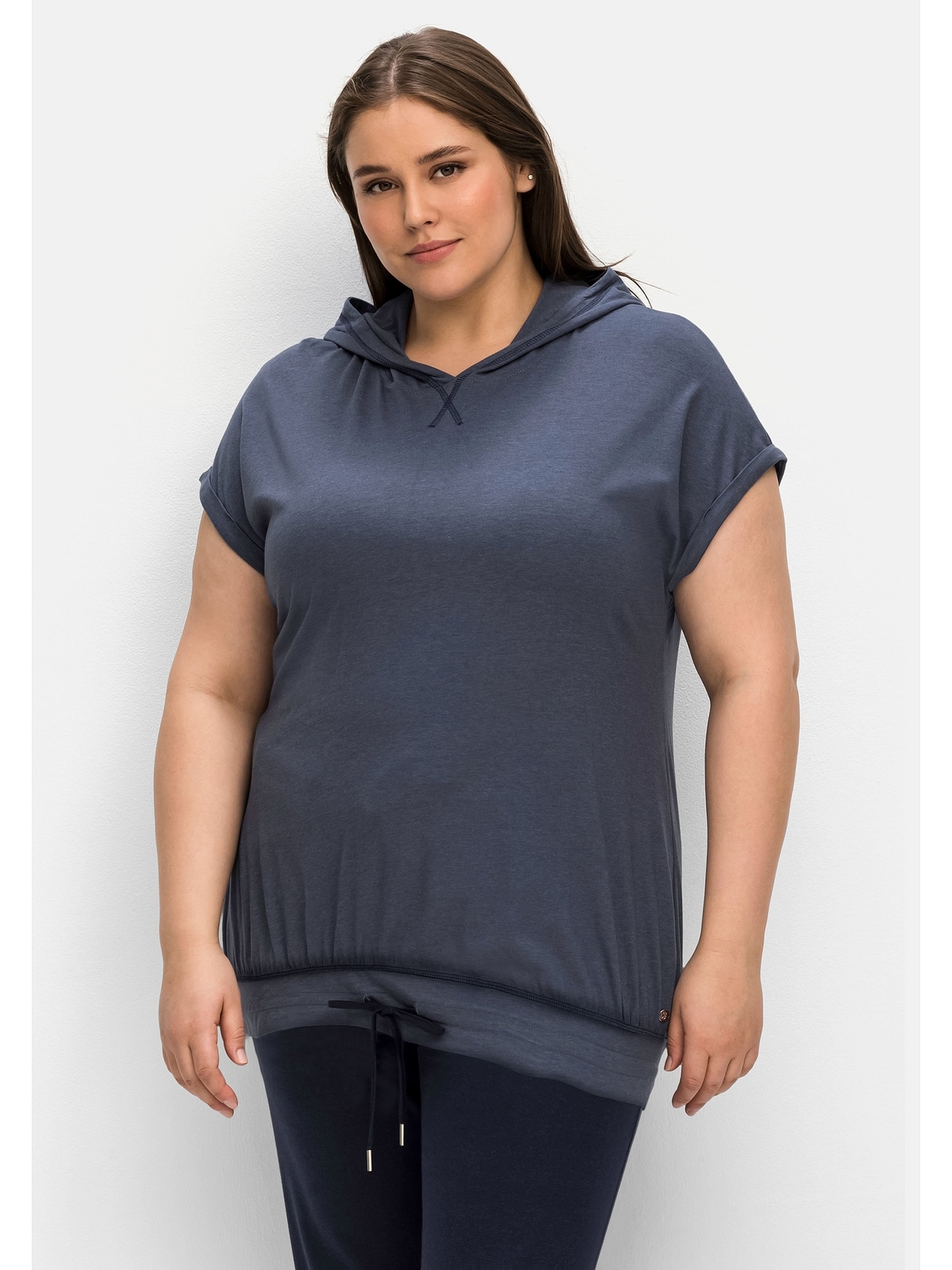 Sheego T-Shirt »Große Größen«, | bestellen BAUR Saumbund mit und Kapuze online