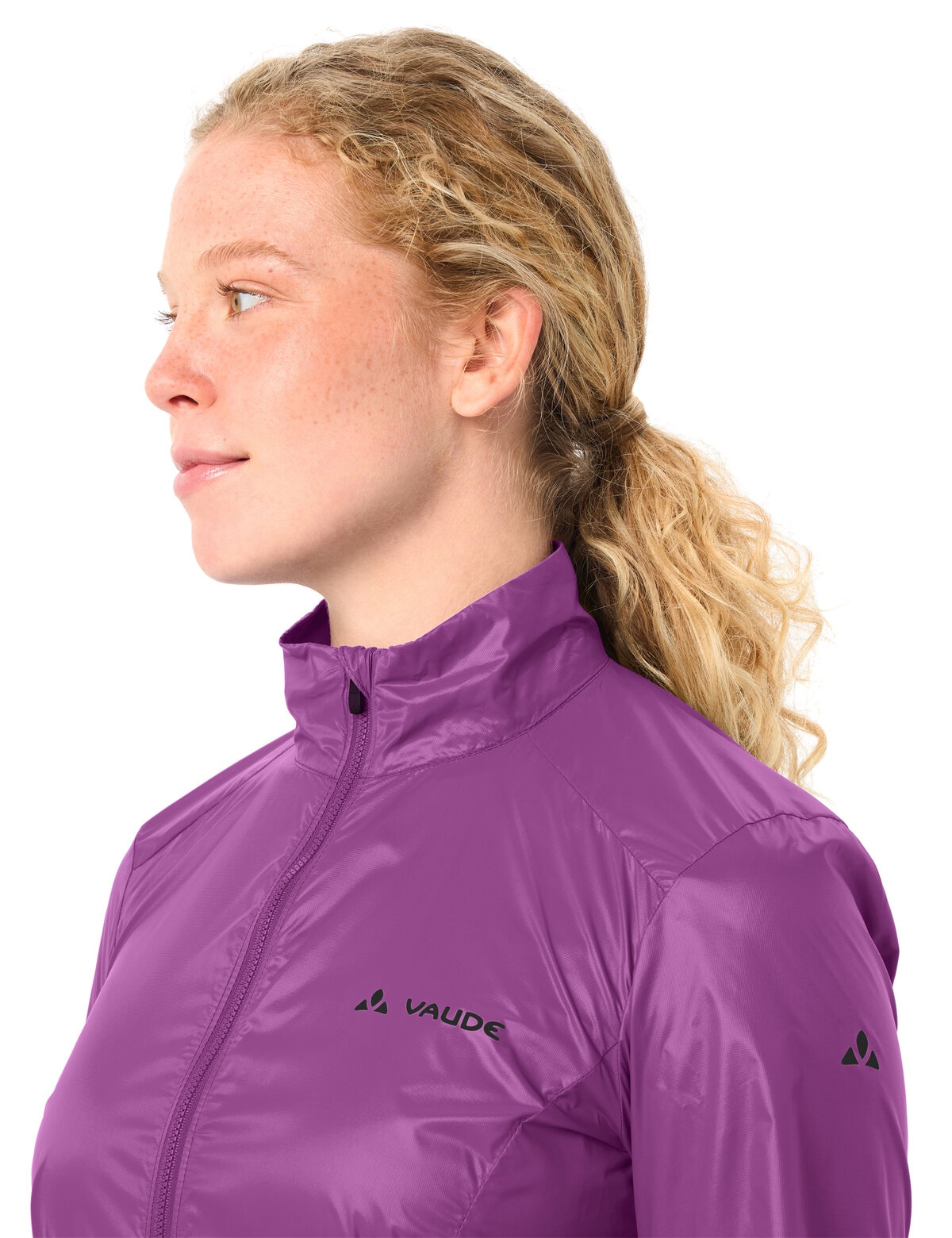 VAUDE Fahrradjacke »Women's Matera Air Jacket« ohne Kapuze atmungsaktiv, winddicht, wasserabweisend, mit offener Rückentasche