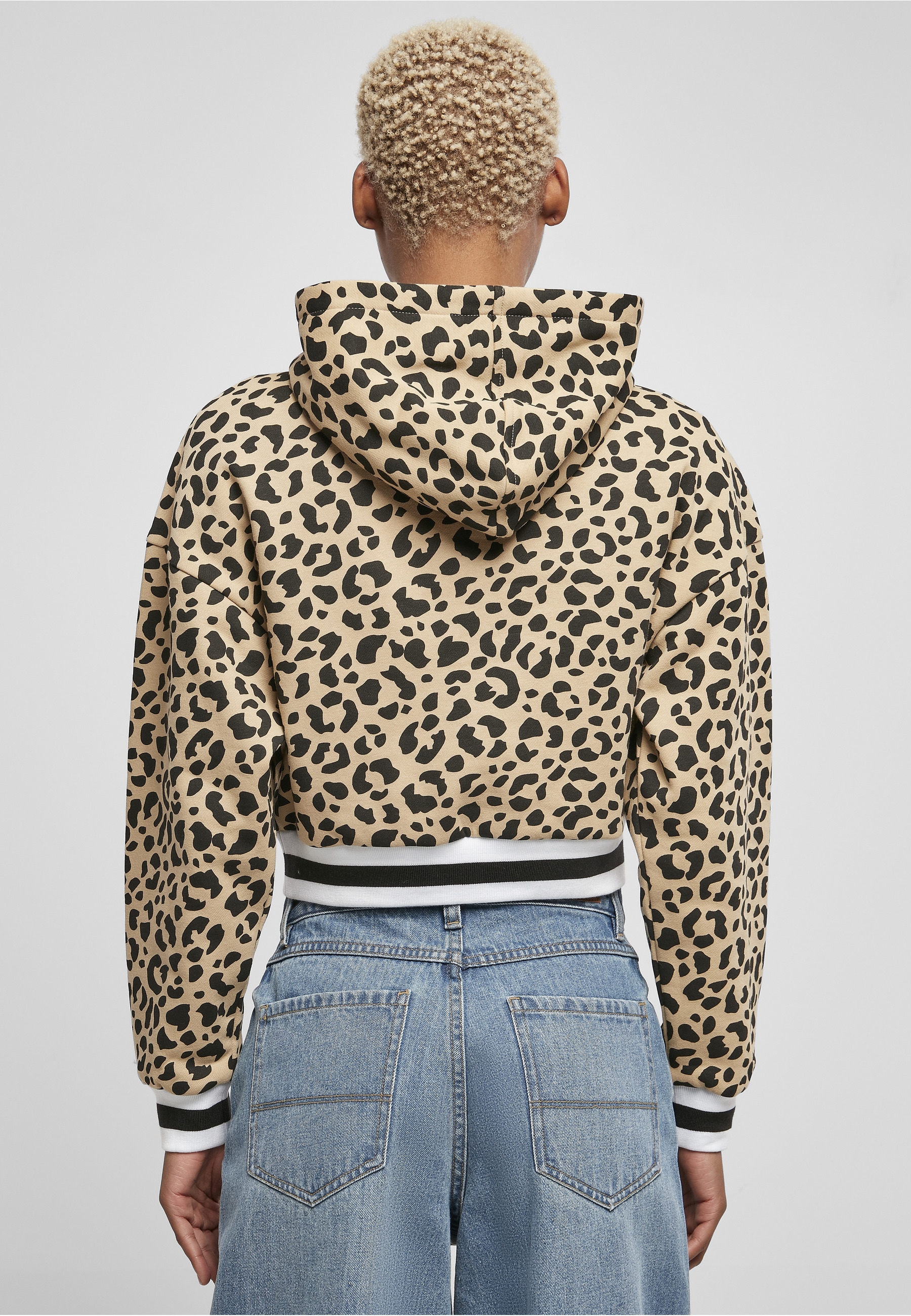 URBAN CLASSICS Kapuzensweatshirt »Urban Classics Damen Ladies Short AOP College Hoody«, 1 Stk.
