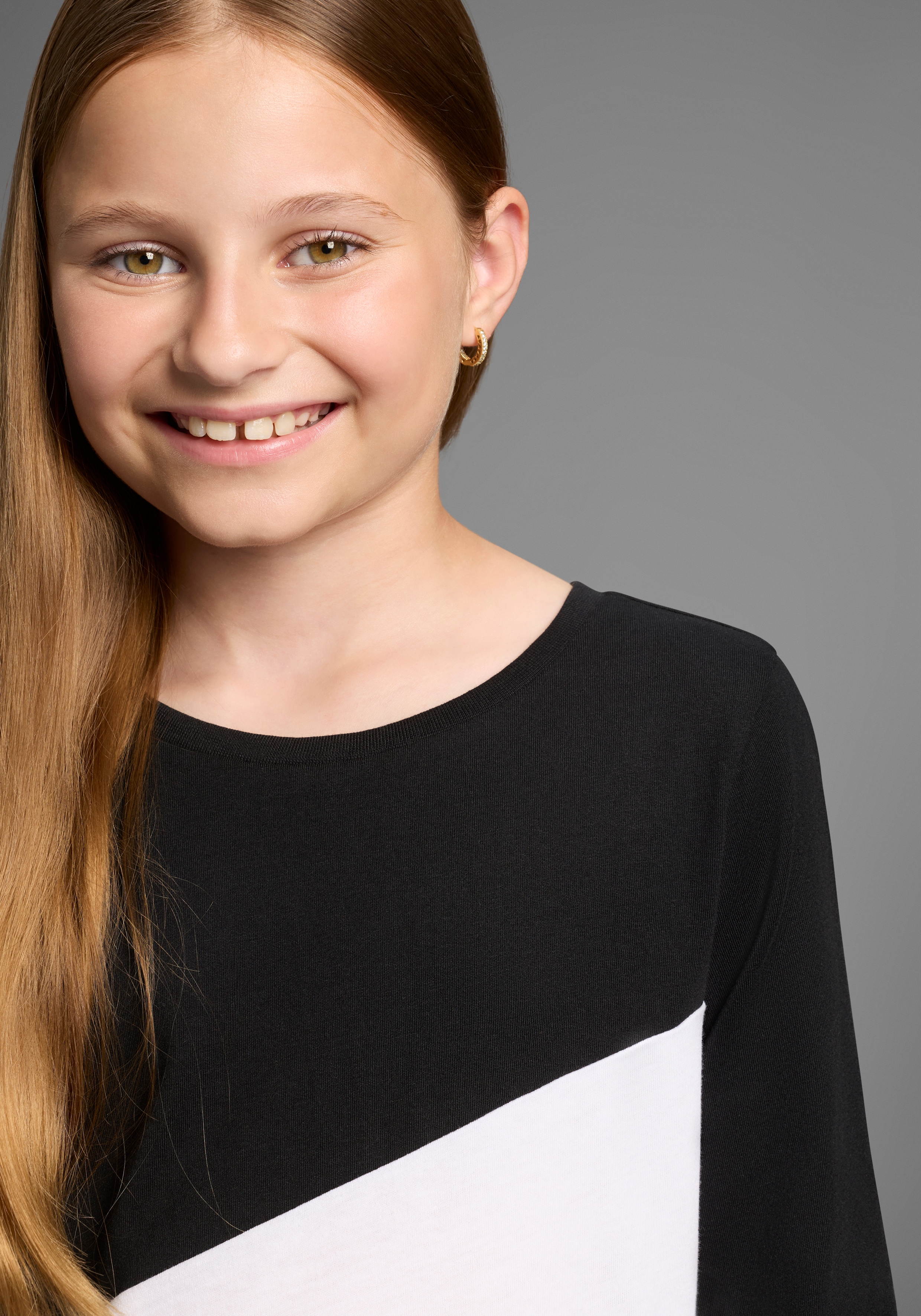 Thumbnail - KangaROOS Langarmshirt "mit coolem Colourblocking", mit Kangaroos Logo und Stickerei