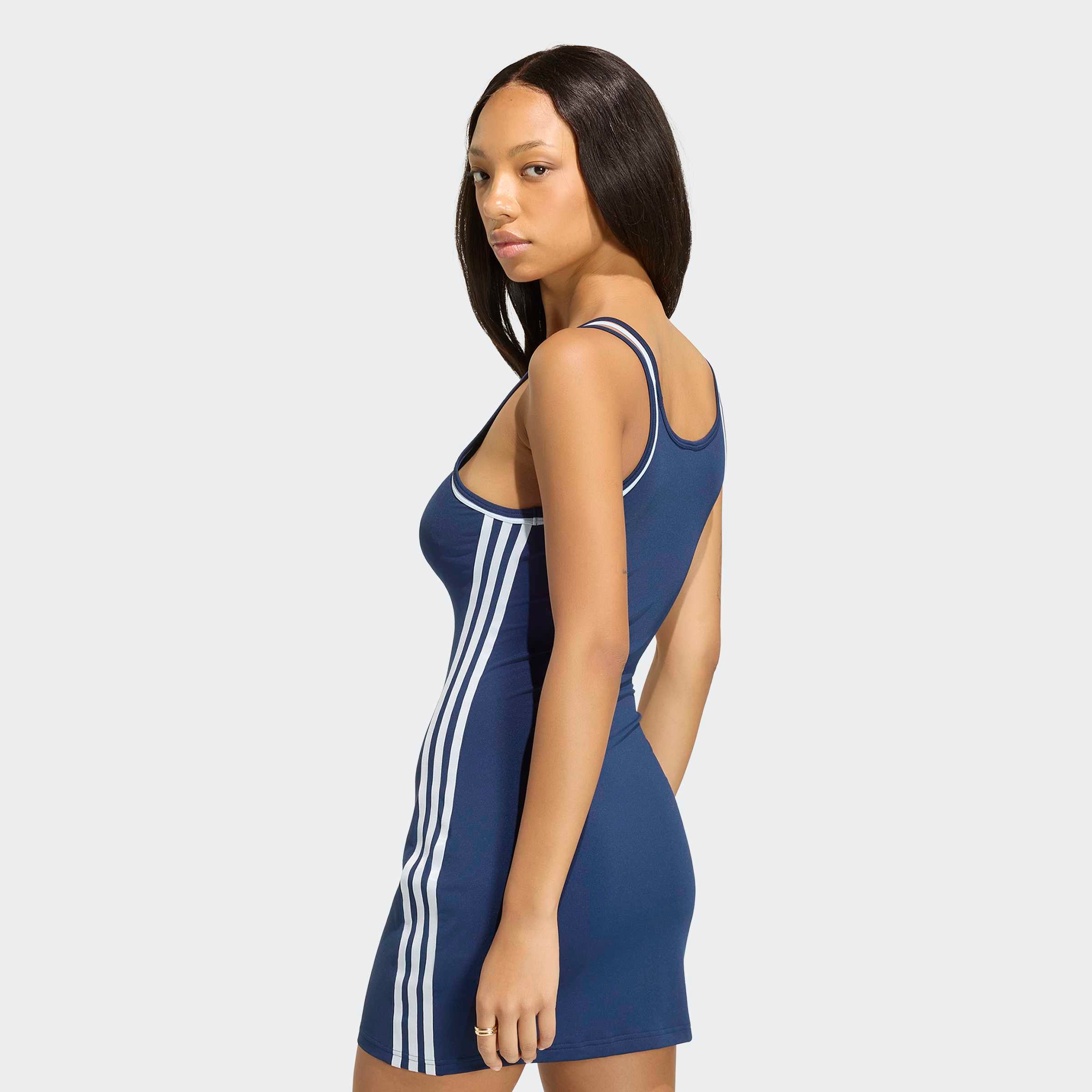 adidas Originals Shirtkleid "DRESS" mit sportlichem Stil, für Erwachsene geeignet, aus Polyester