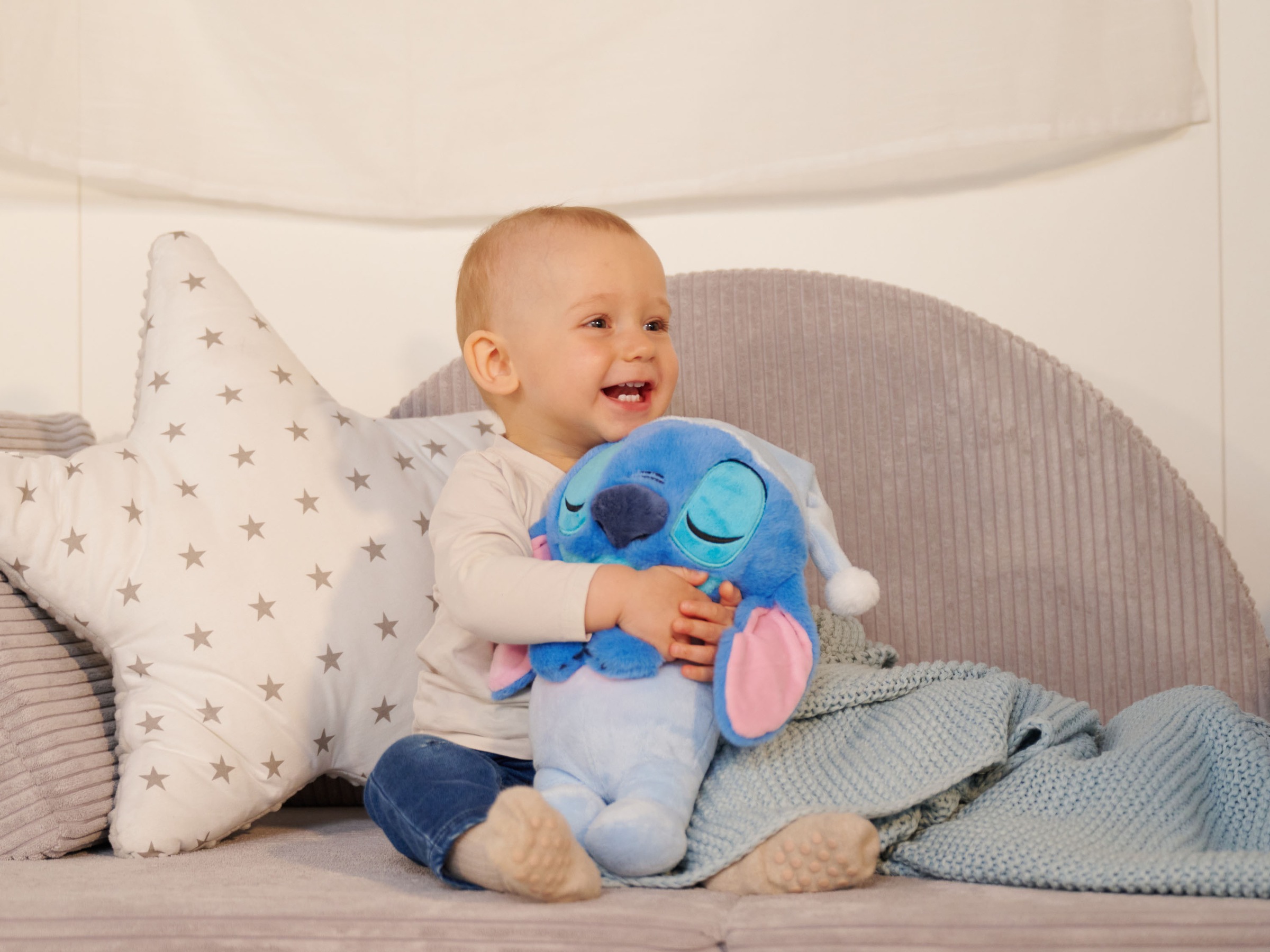 SIMBA Plüschfigur »Disney Schlafender Stitch, 31 cm«