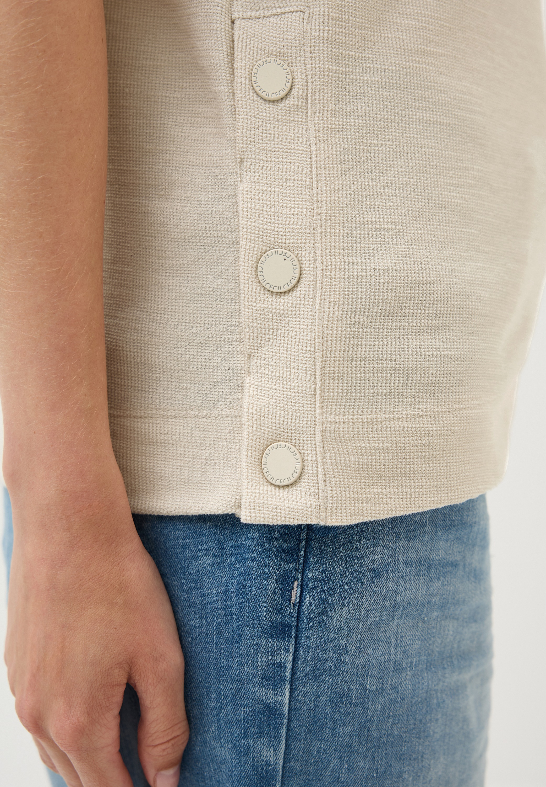 Thumbnail - Cecil Rundhalsshirt mit seitlichen Knopfdetails