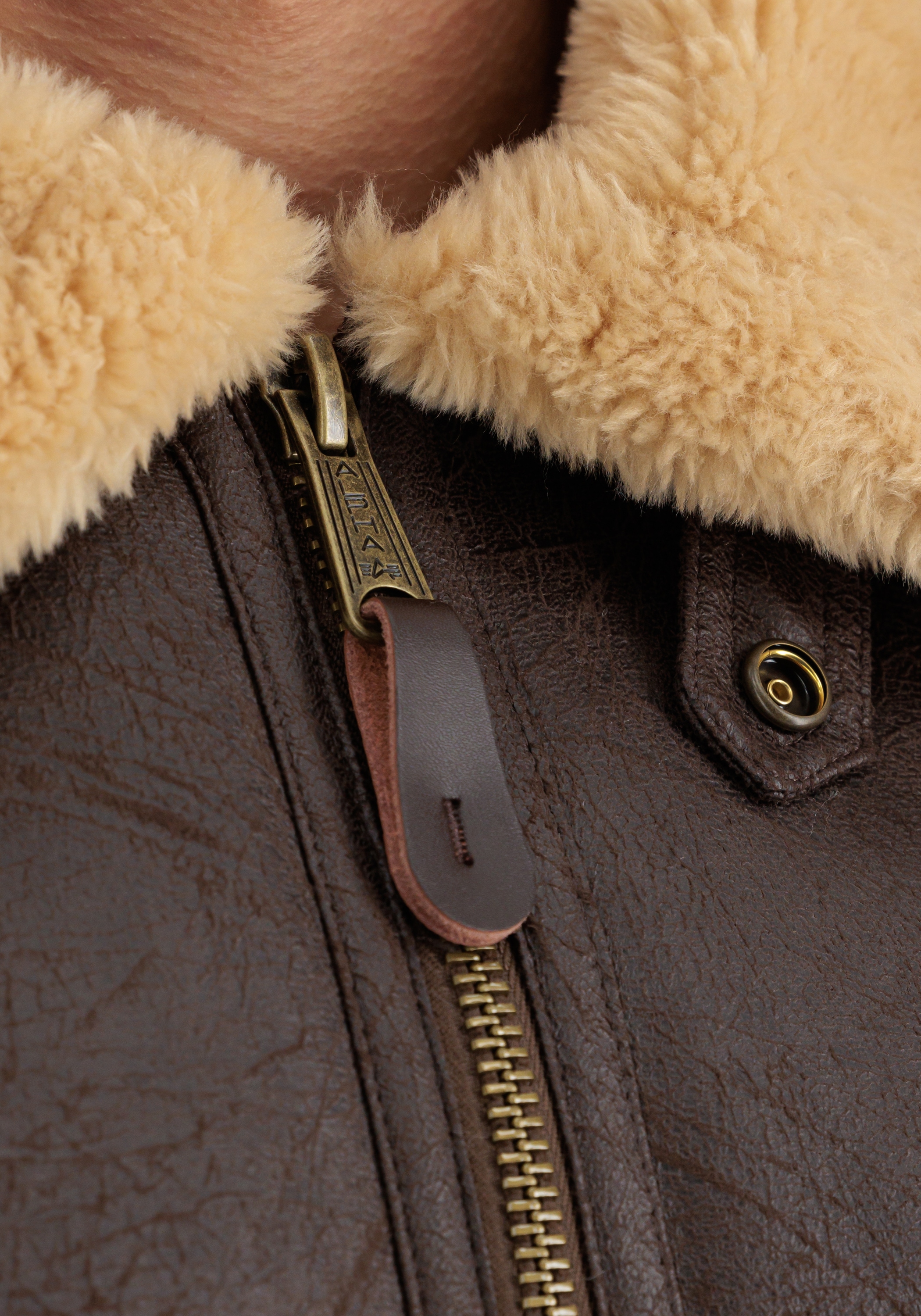 Alpha Industries Lederjacke »Alpha Industries Men - Bomber Jackets B-3 Faux Leather«