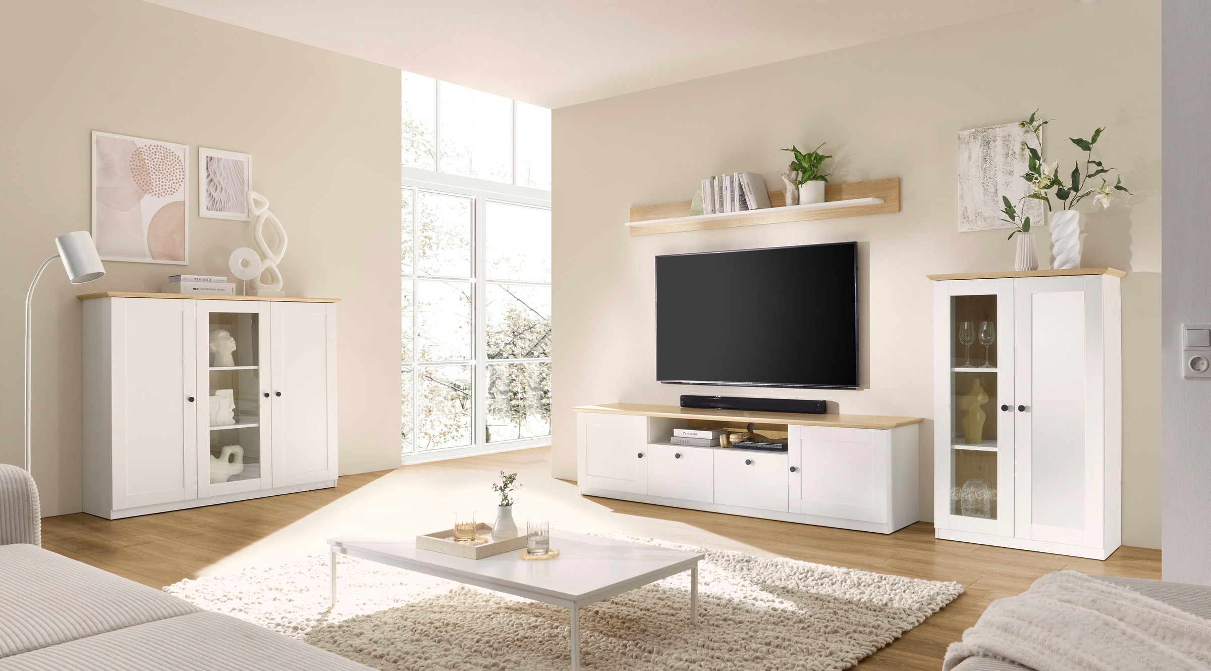 OTTO home Highboard »Brest, Schrank im Landhausstil, Sideboard, zeitloses Stauraumelement« schwarze Metallgriffe, ausreichend Stauraum, Glastür, 139 cm breit