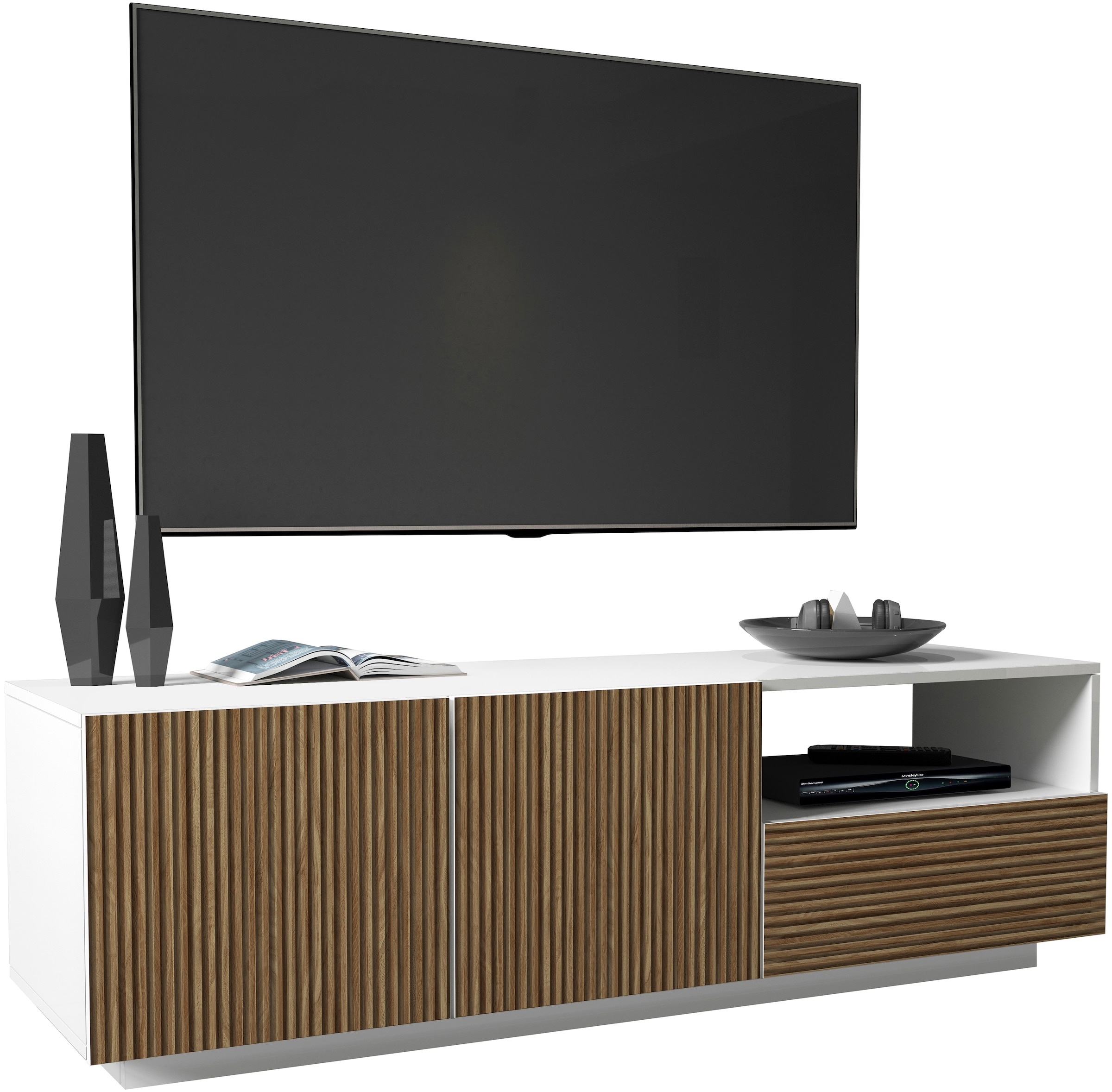INOSIGN Lowboard »Vega,Lowboard,TV Board,TV Schrank,150 cm«, mit 2 Türen und 1 Schublade,Fronten mit Rillen-Optik
