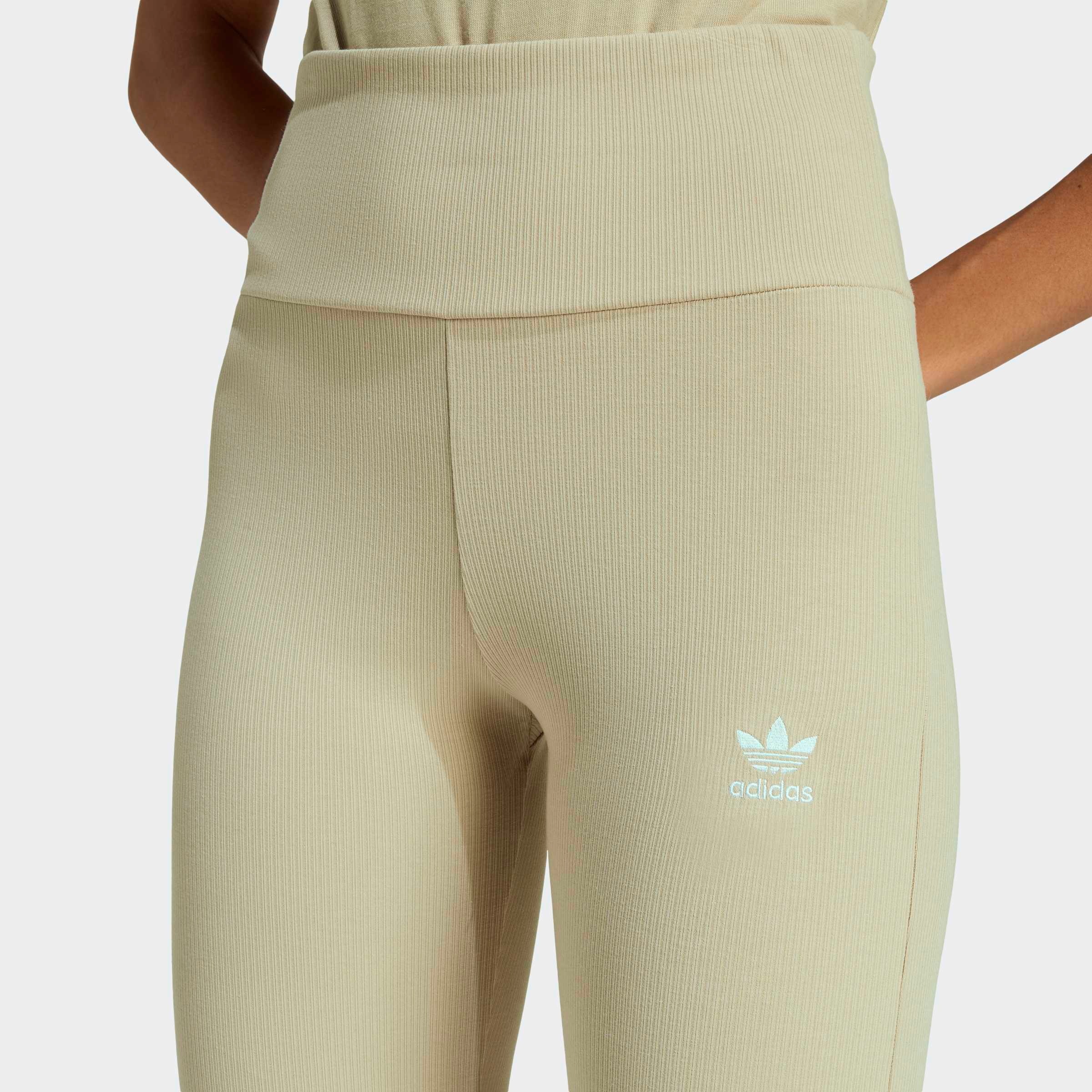 adidas Originals »ESSENTIALS RIB FLARED«  mit ausgestelltem Bein und Ripp Optik, hoher Bund