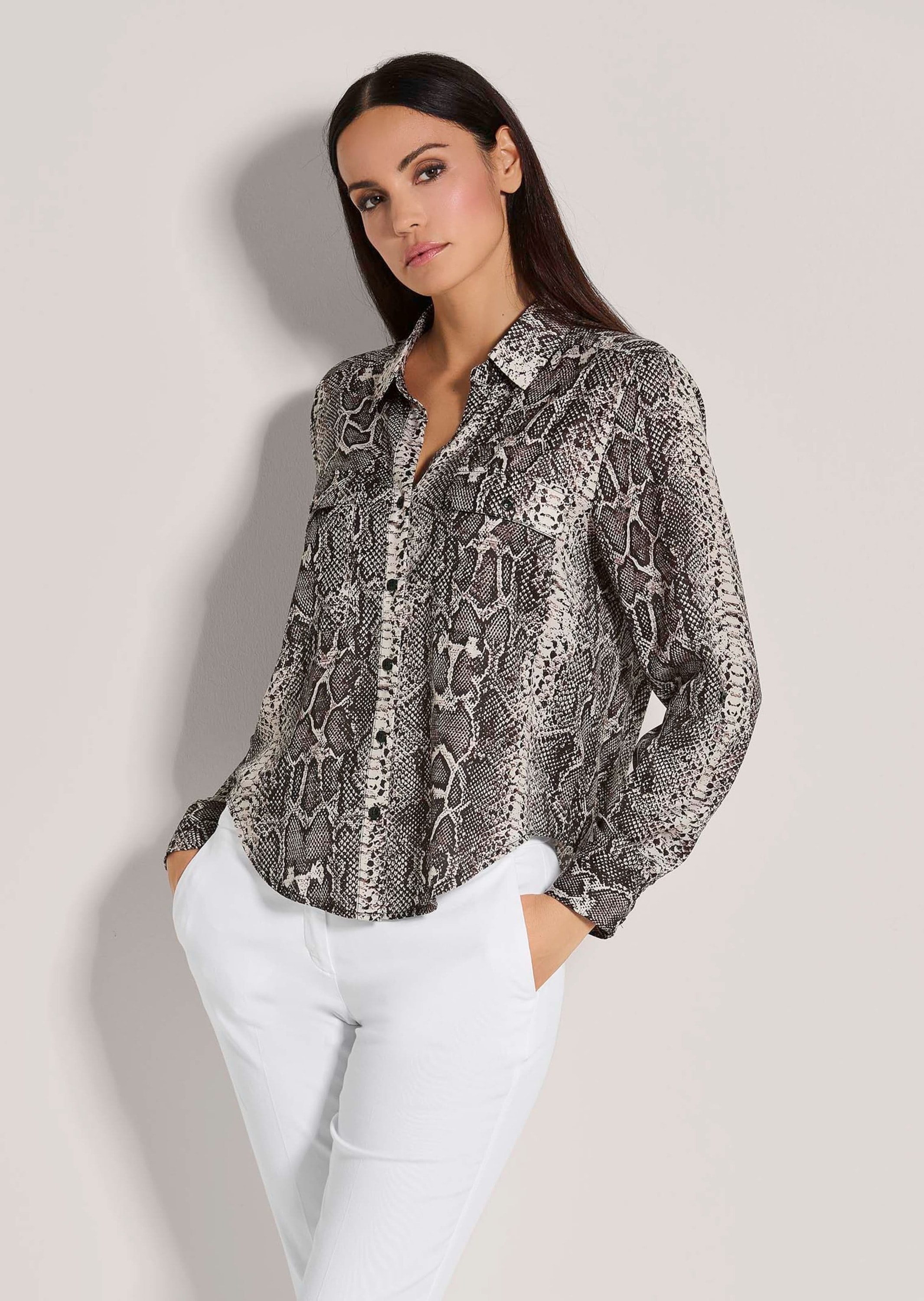 MADELEINE Hemdbluse »Bluse Lange Hemdbluse mit Unikat-Print«