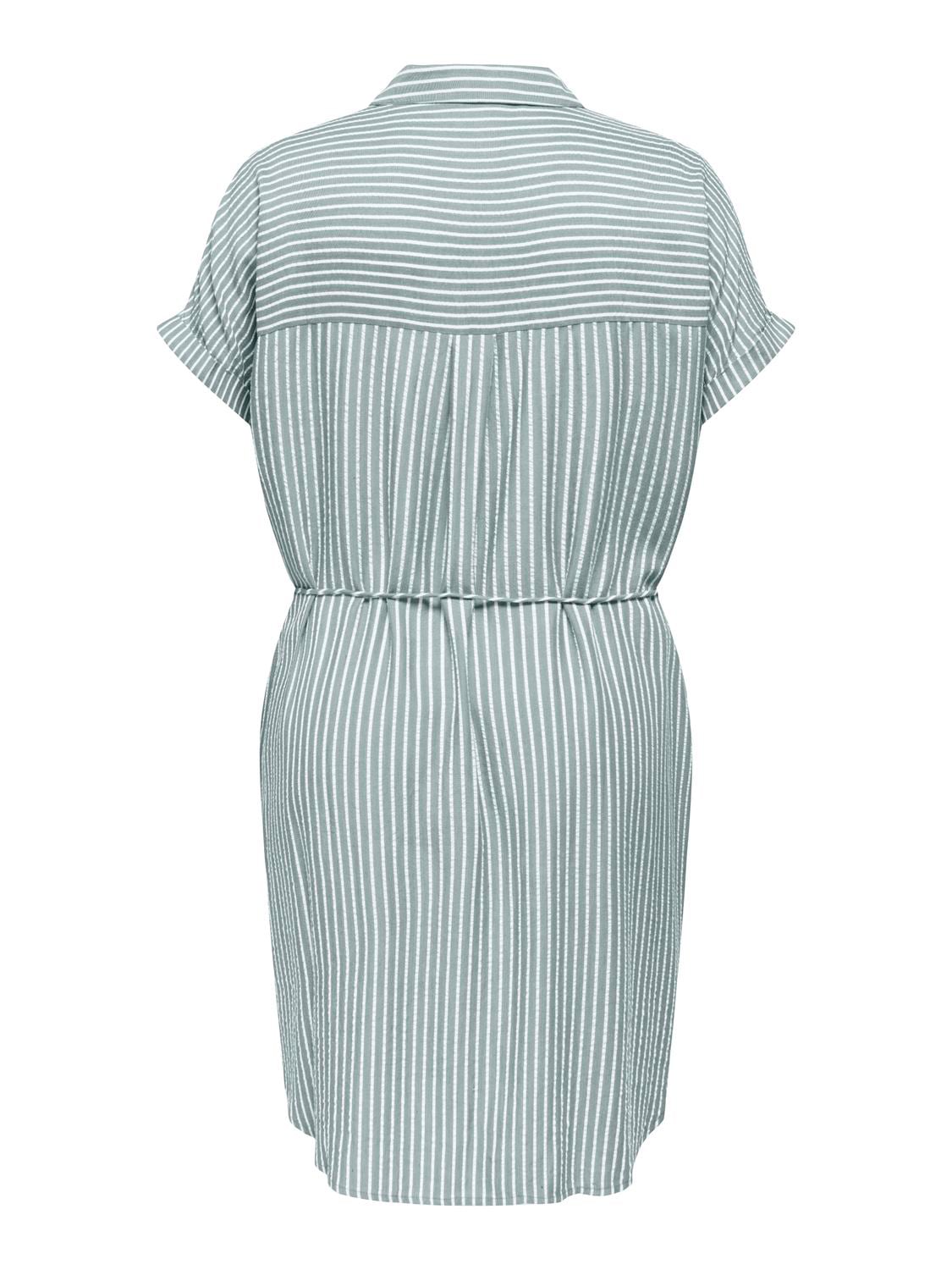 ONLY CARMAKOMA Sommerkleid »CARPENNA S/S LOOSE KNEE DRESS AOP«