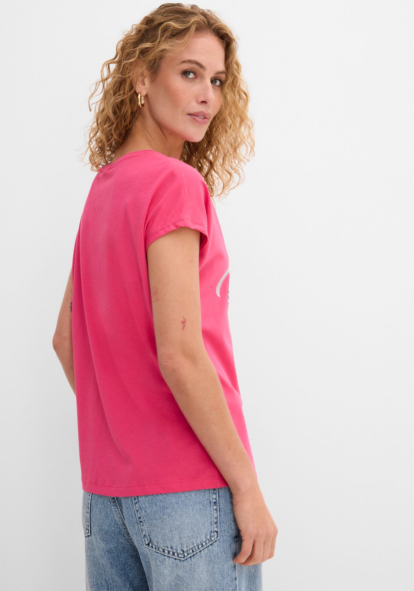 bonprix T-Shirt »Shirt mit Pailletten« lockere Passform, Kurzarm, aus Baumwolle