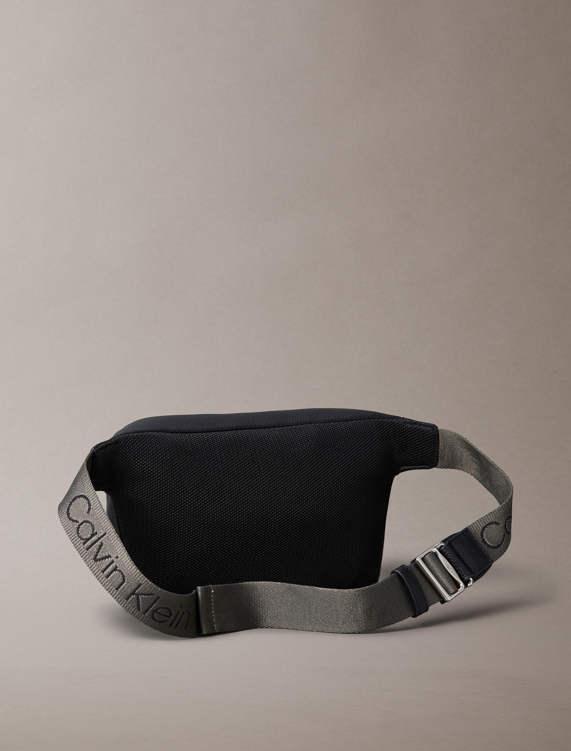 Calvin Klein Jeans Gürteltasche »CARGO WAISTBAG«, Bauchtasche, Herren Body Bag, Schultertasche mit Reißverschluss