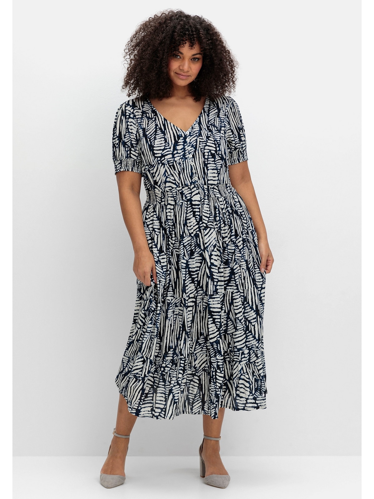 sheego by Joe Browns Sommerkleid "Große Größen", mit Grafikprint und Volant günstig online kaufen