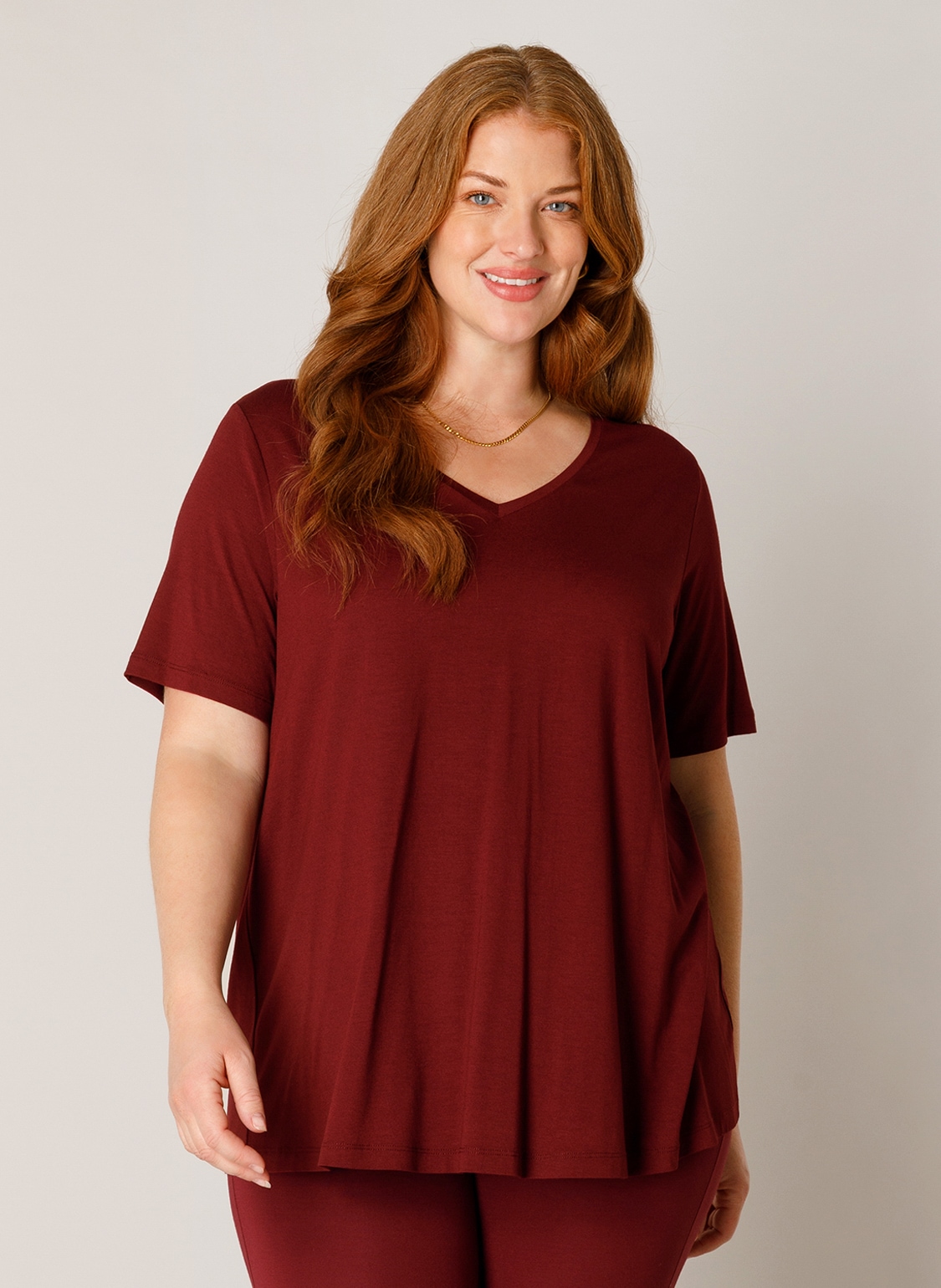 Base Level Curvy T-Shirt "Alba" Große Größen