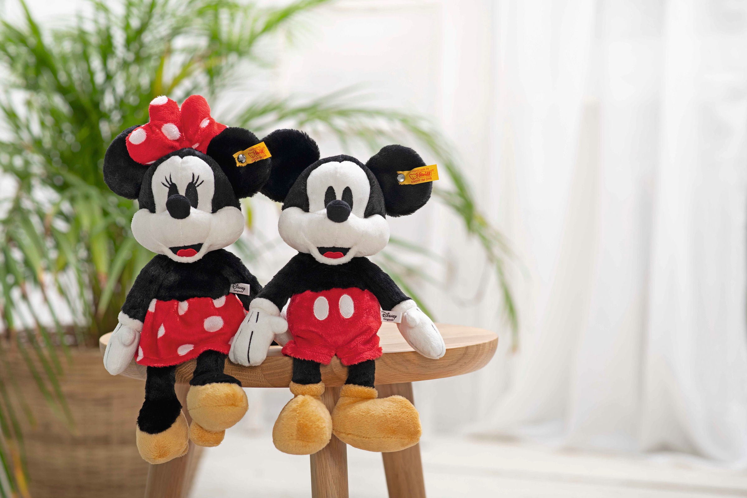 Steiff Kuscheltier »Disney Originals, Micky Maus, 31 cm«