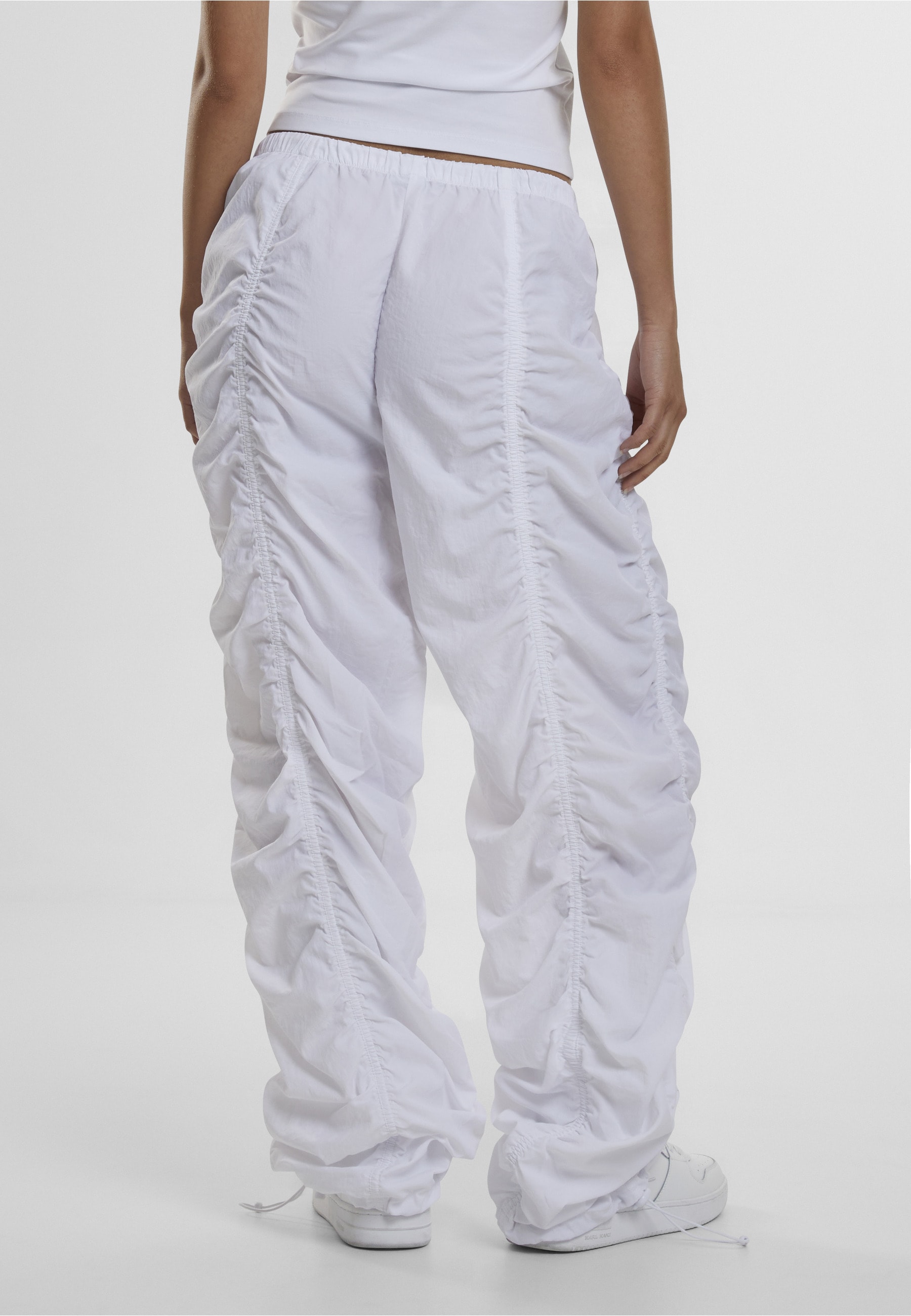 Karl Kani Stoffhose »Karl Kani Damen Small Signature Gathering Parachute Pants«