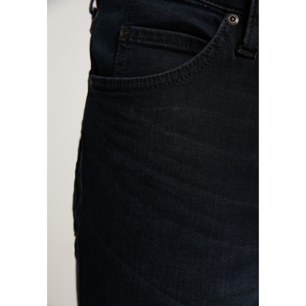 MUSTANG Tapered-fit-Jeans »Tramper«