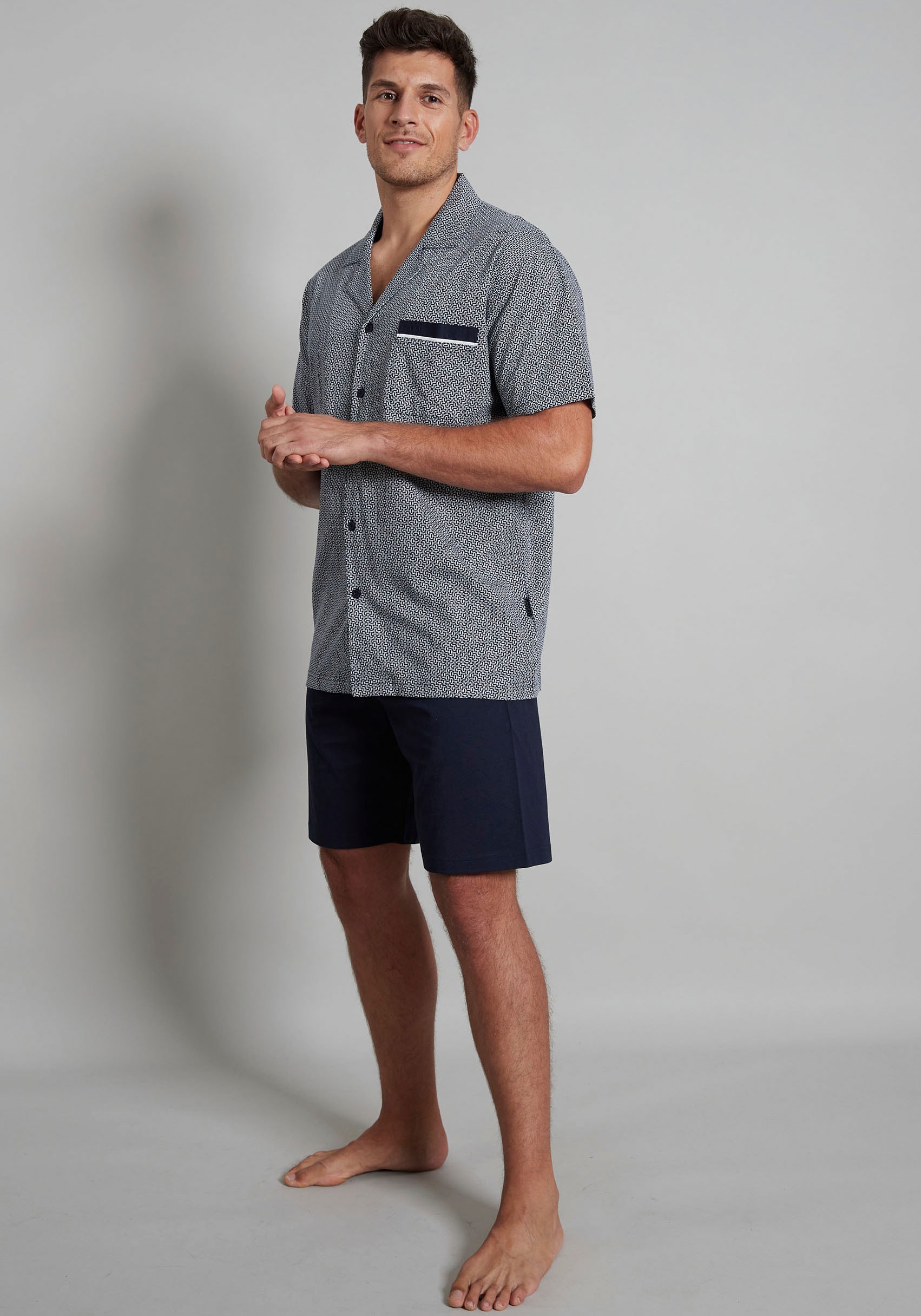 GÖTzburg Shorty "Brooklyn" 2 Tlg. Kurzarm, V-Ausschnitt, Mit Kragen, Kurze Hose, Baumwolle, Weich
